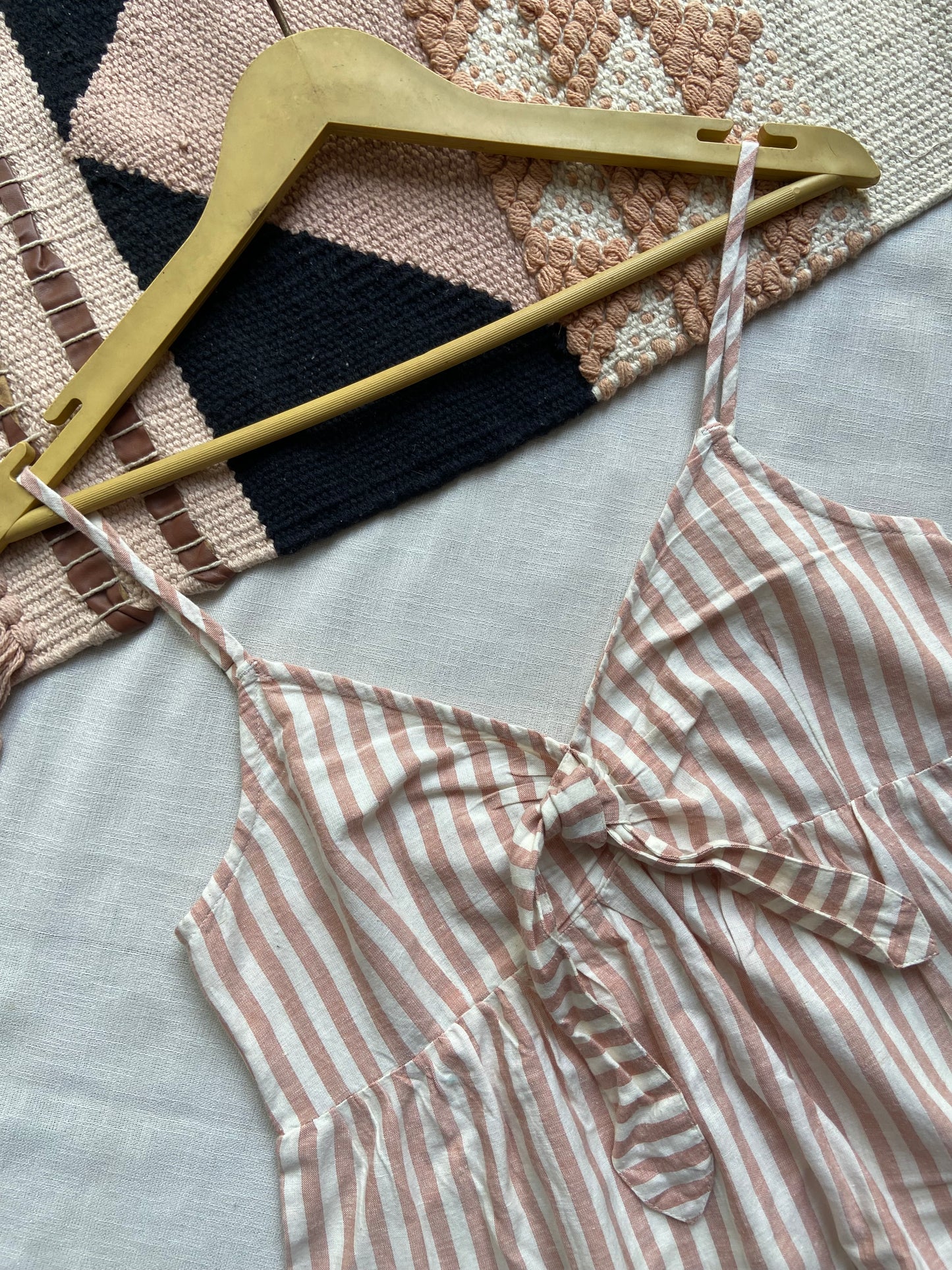 Women's Striped Tie-Front Camisole Top – Casual Summer Sleeveless Top