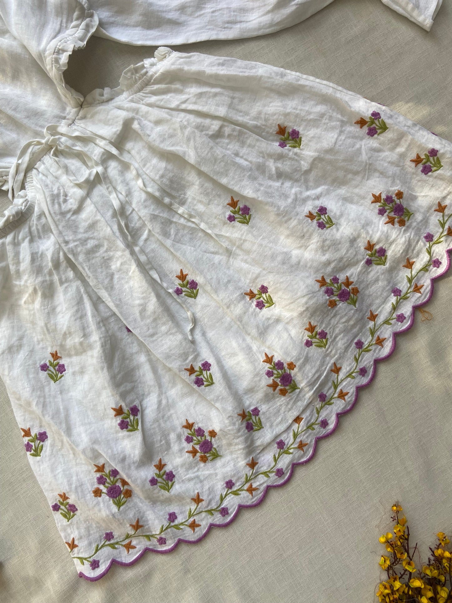 Elegant White Embroidered Peasant Top with Puff Sleeves