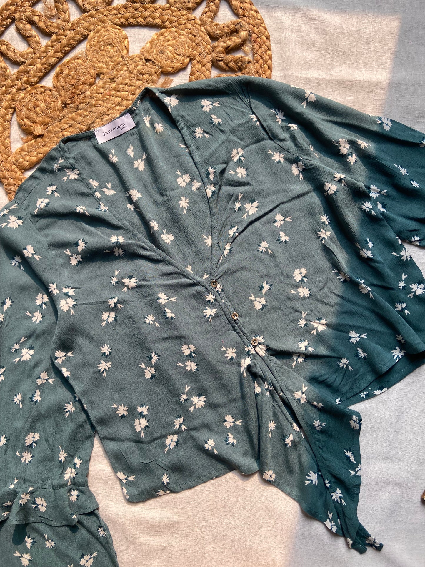 Evergreen Fleur Tie-Front Blous