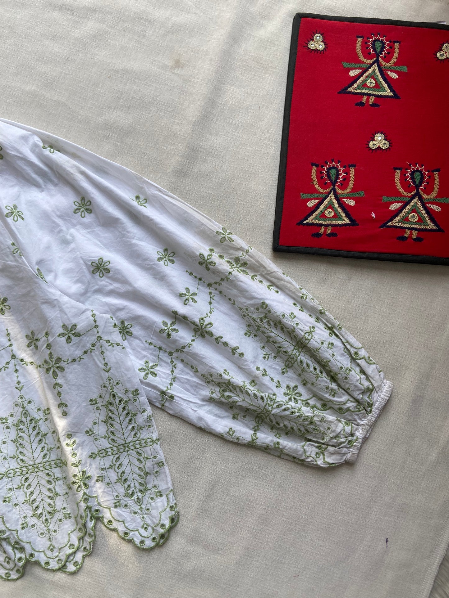 Meadowlace Scallop Embroidered Top