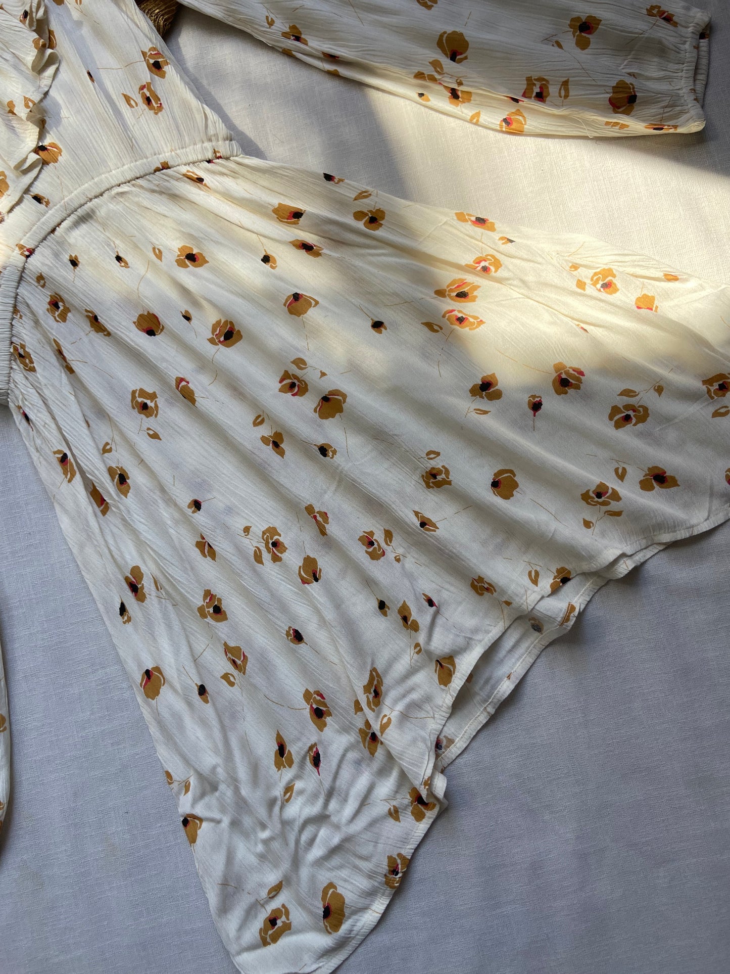 Floral Ruffle V-Neck Long Sleeve Dress