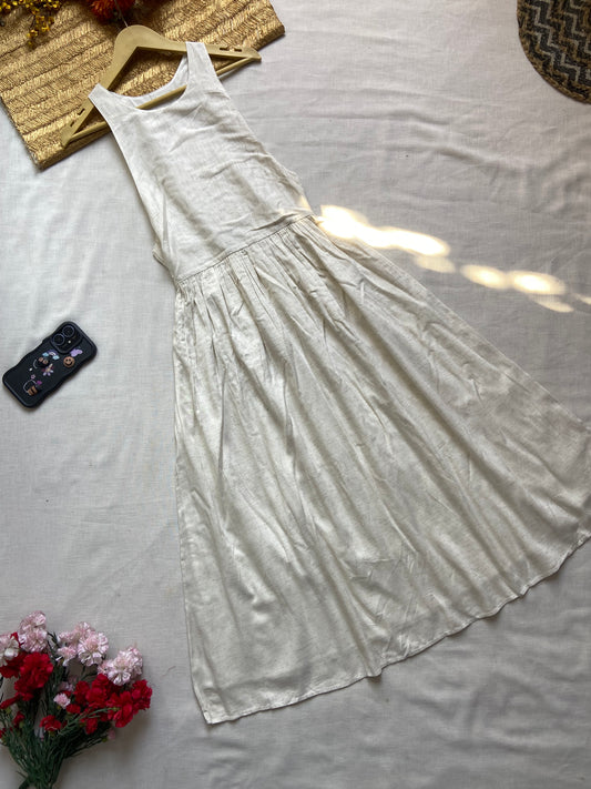 Sleeveless Off-White Flowy Midi Dress