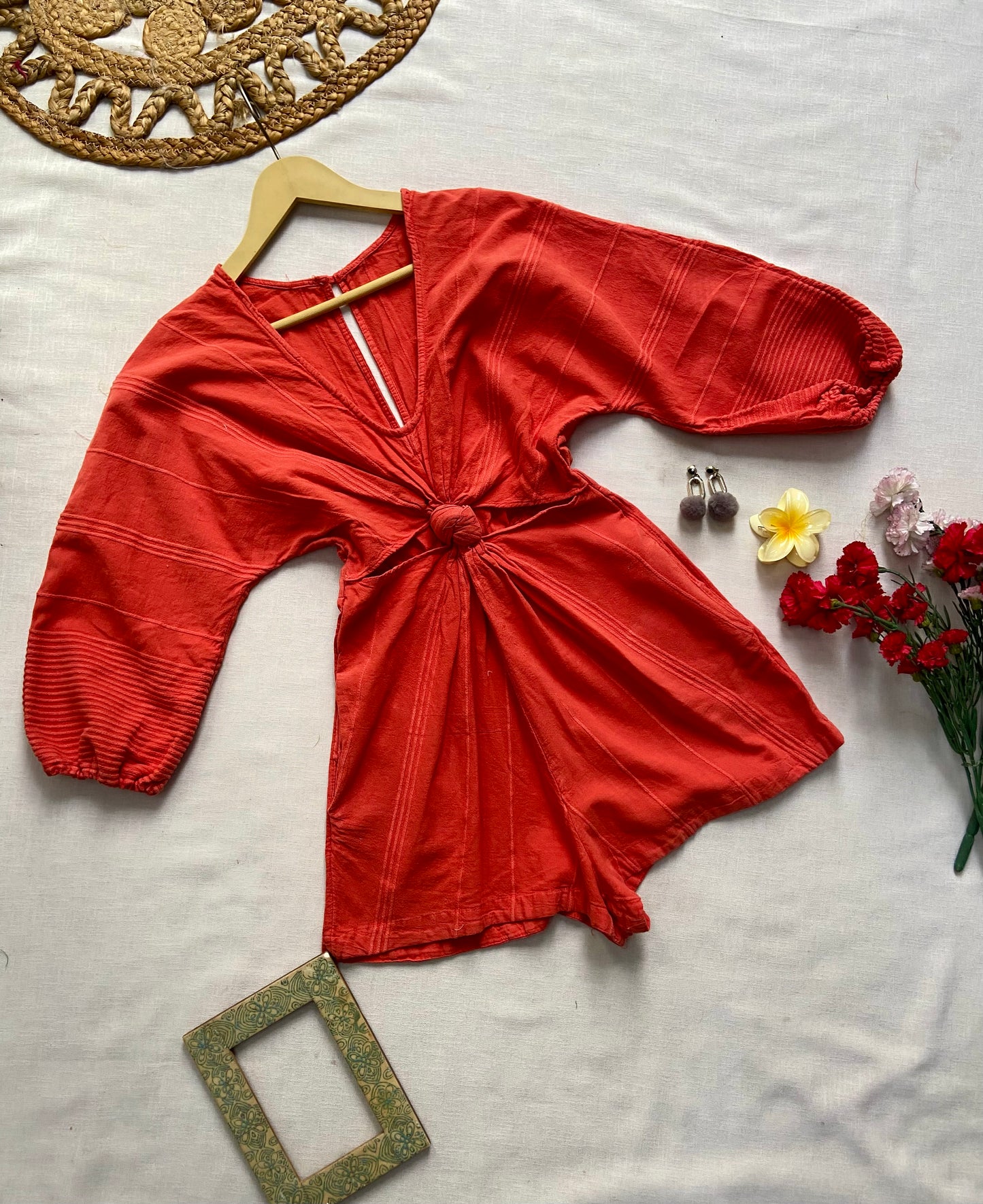 V NECK CUT OUT ROMPER