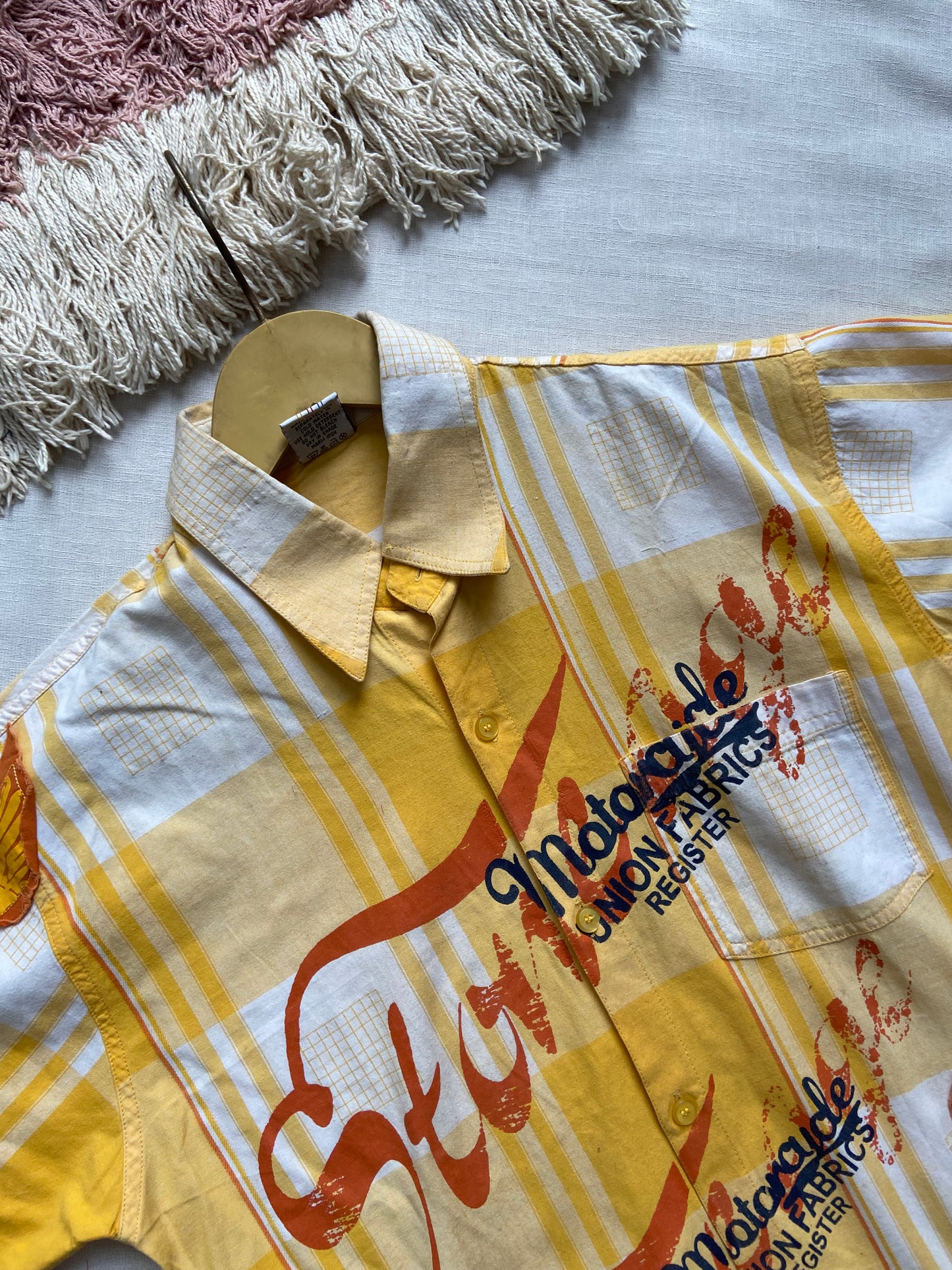 Yellow Casual Short Sleeve Button-Up Shirt