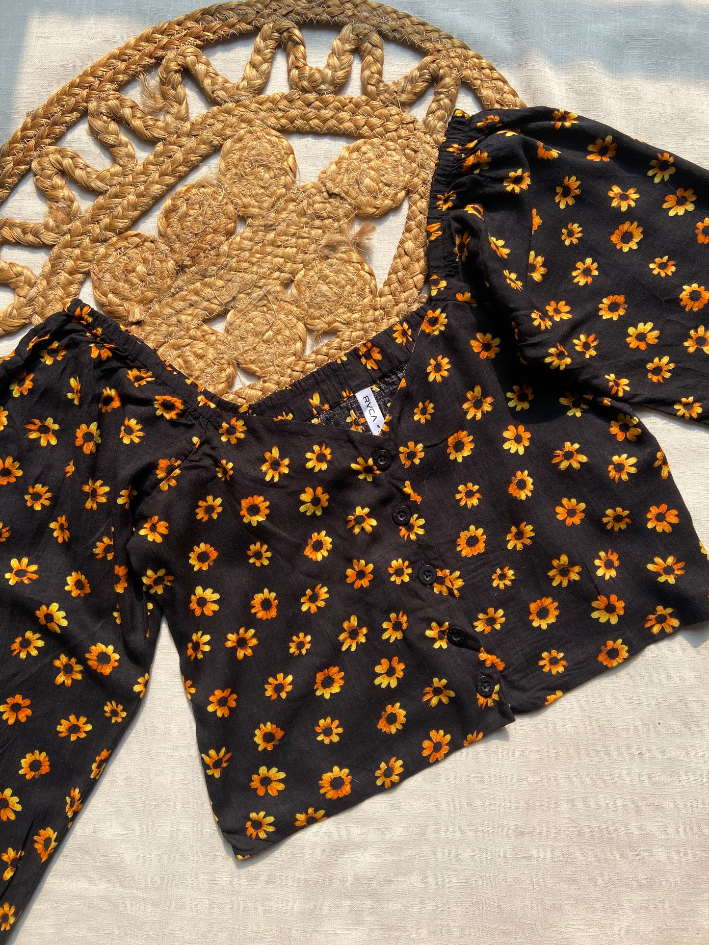 Women’s Black Floral Puff Sleeve Crop Top