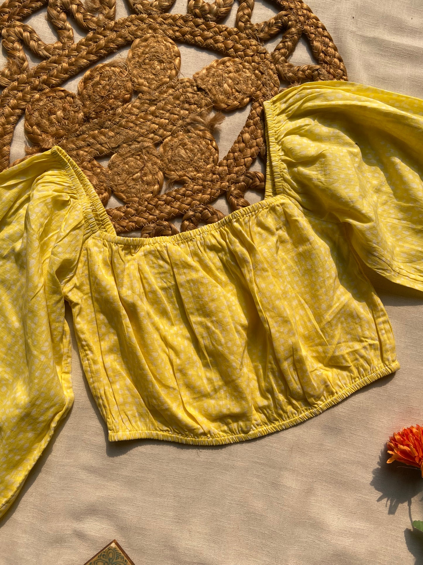 Women’s Yellow Off-Shoulder Crop Top with Balloon Sleeves