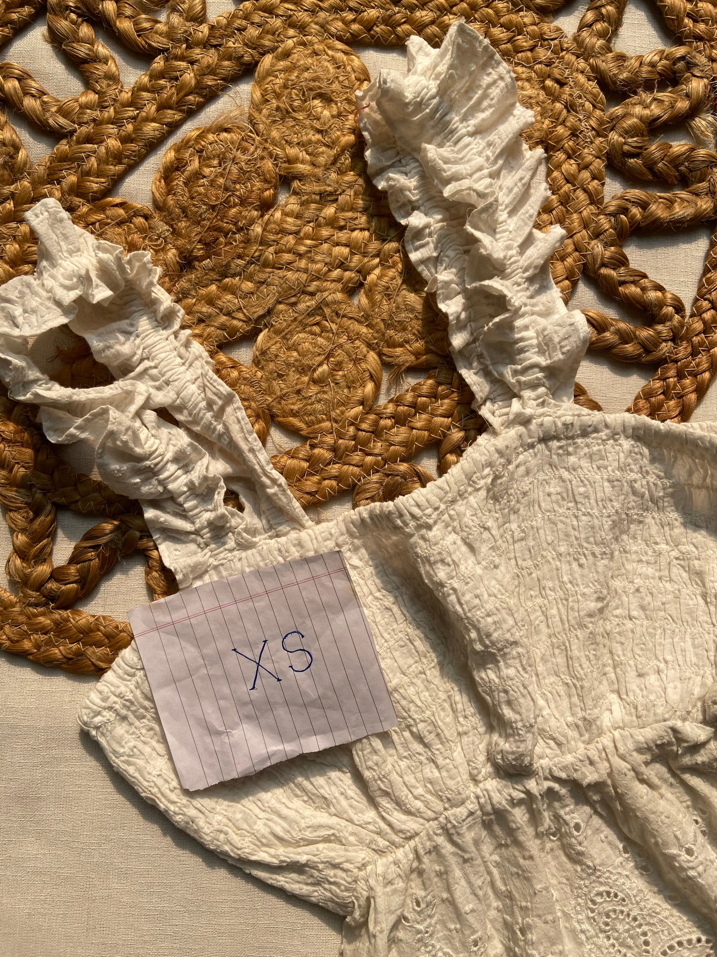 Women’s White Lace Ruffle Strap Peplum Top