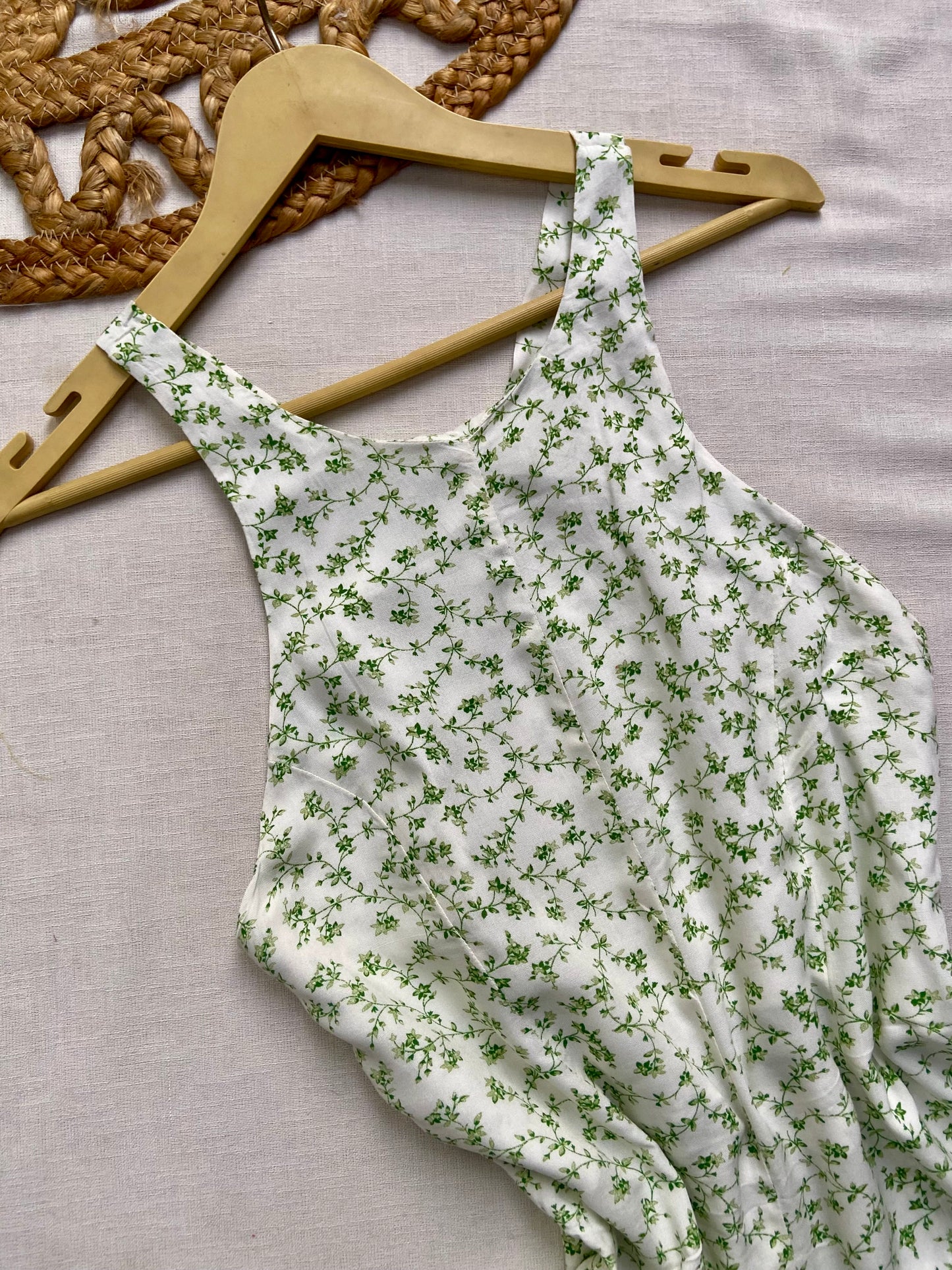 FLORAL STRAP PATTERN ROMPER