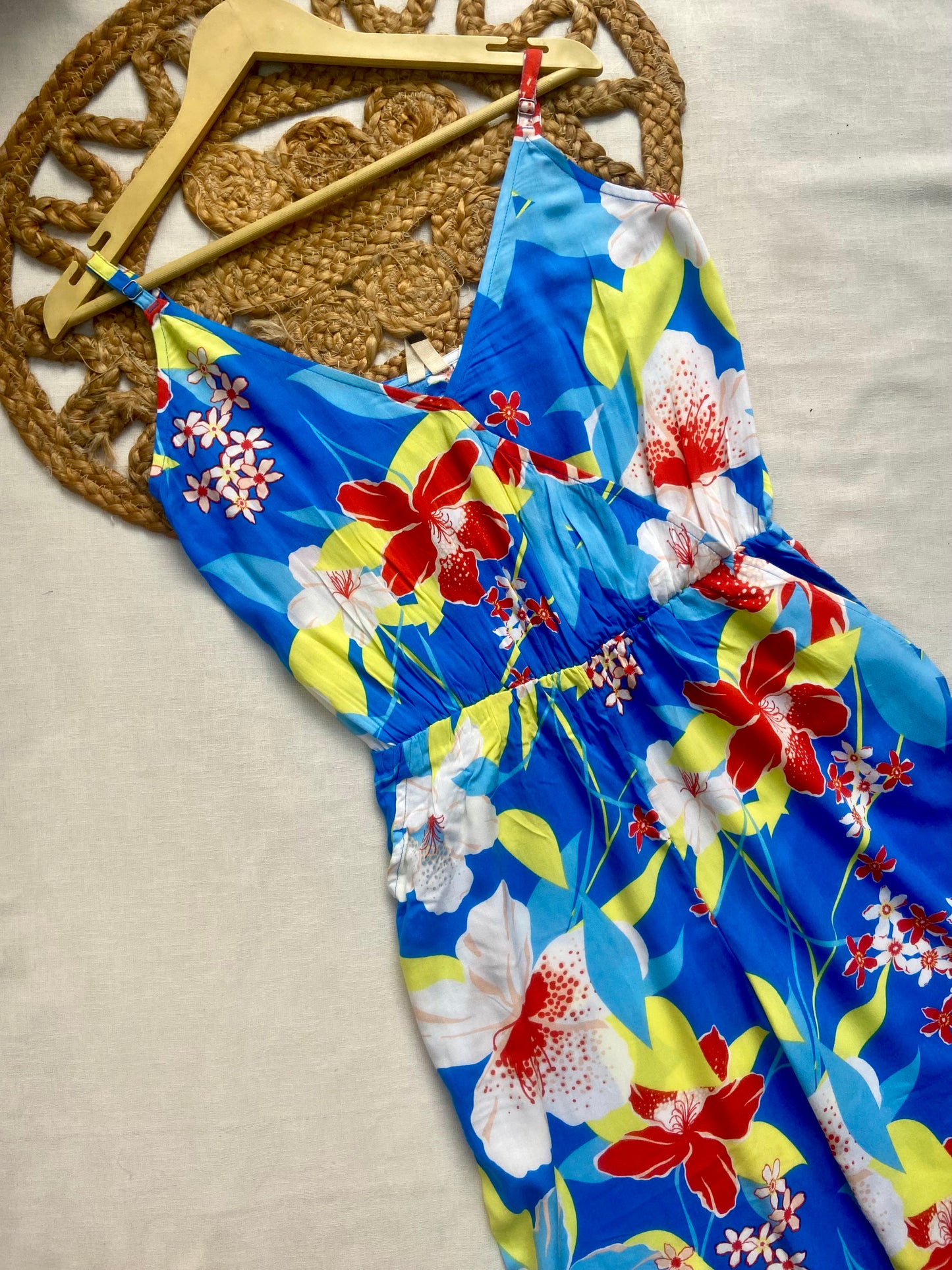 Women’s Blue Floral Printed Sleeveless Jumpsuit