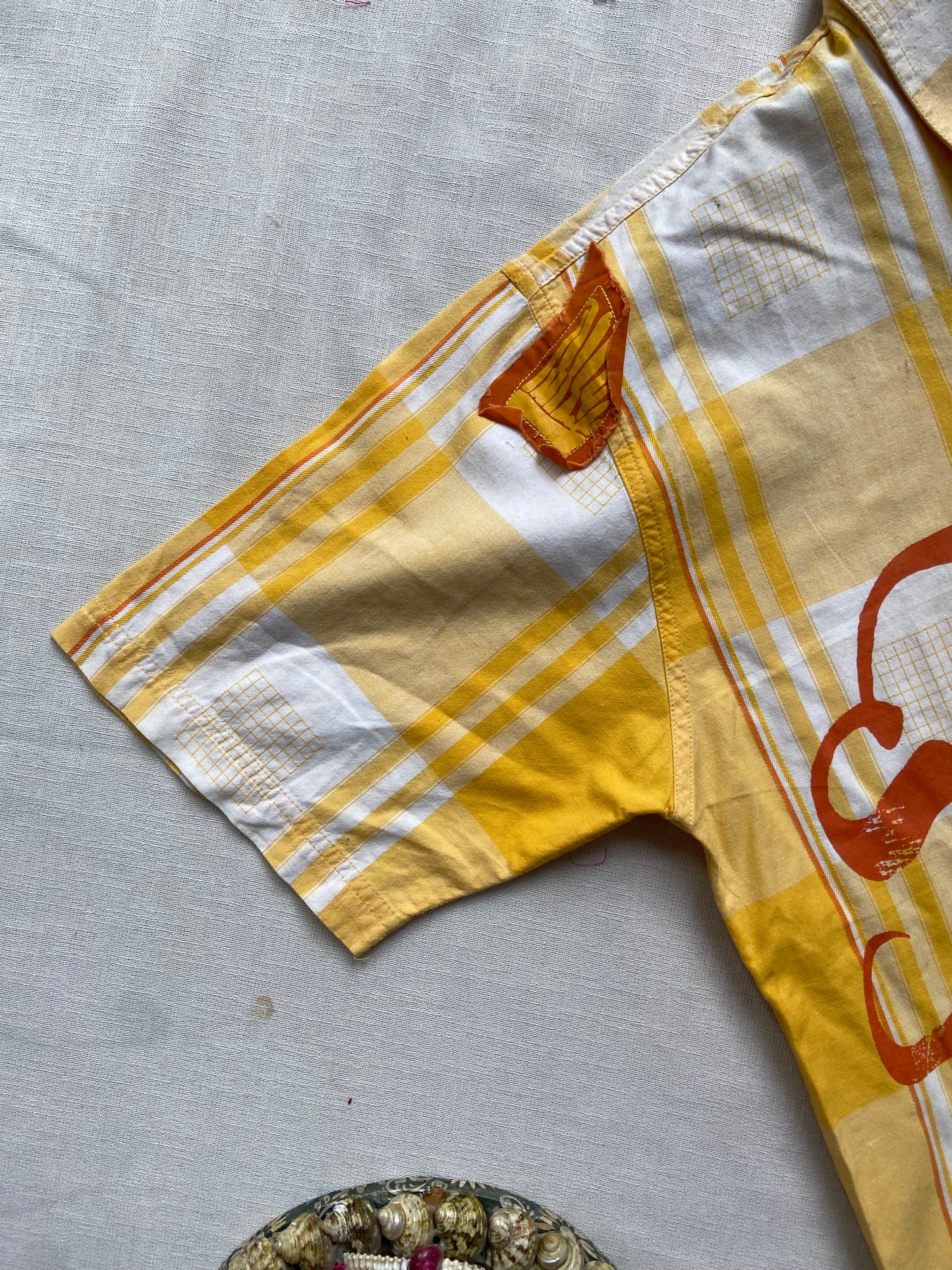 Yellow Casual Short Sleeve Button-Up Shirt