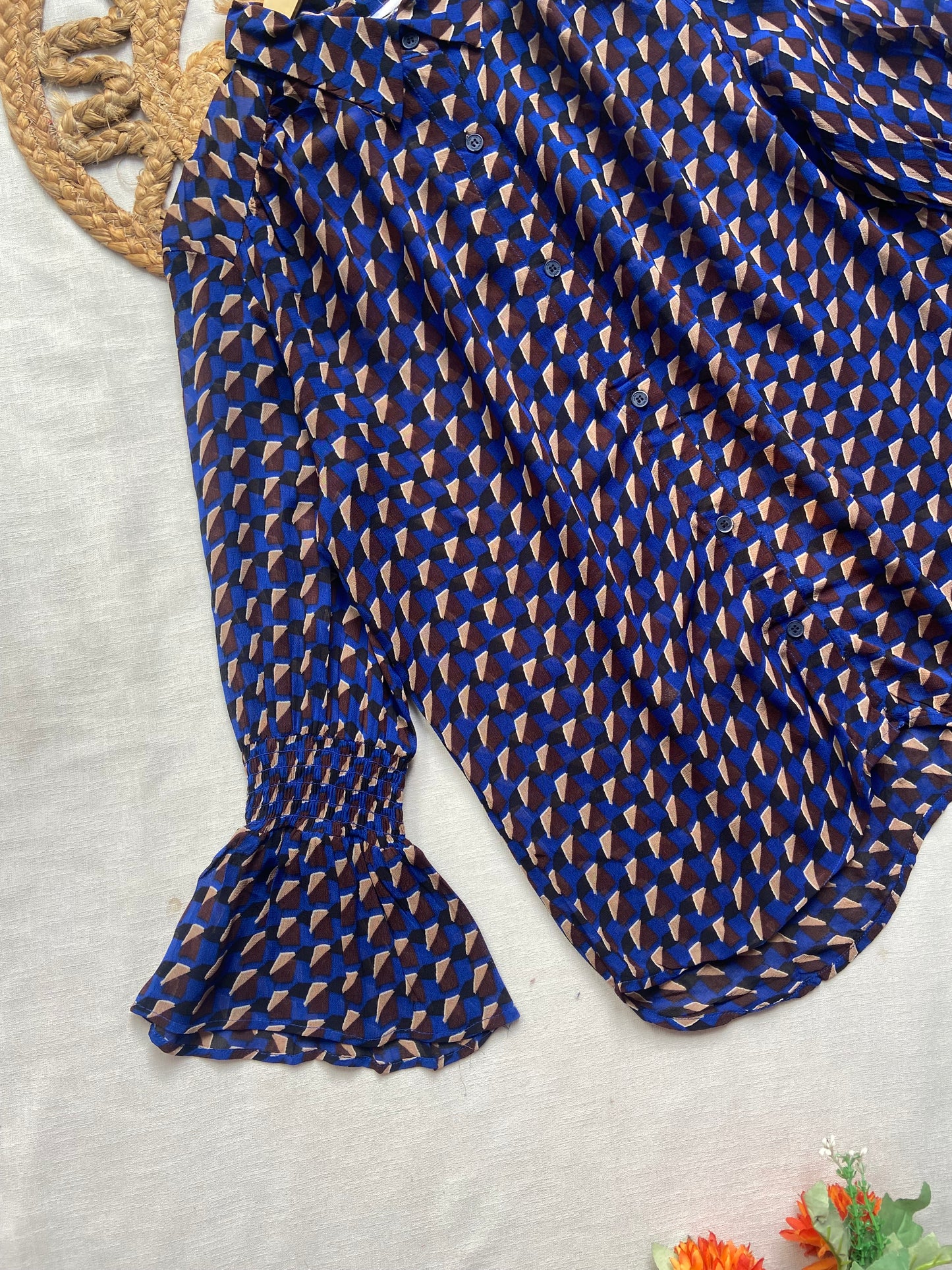 Women’s Navy Blue Geometric Print Flared Sleeve Top