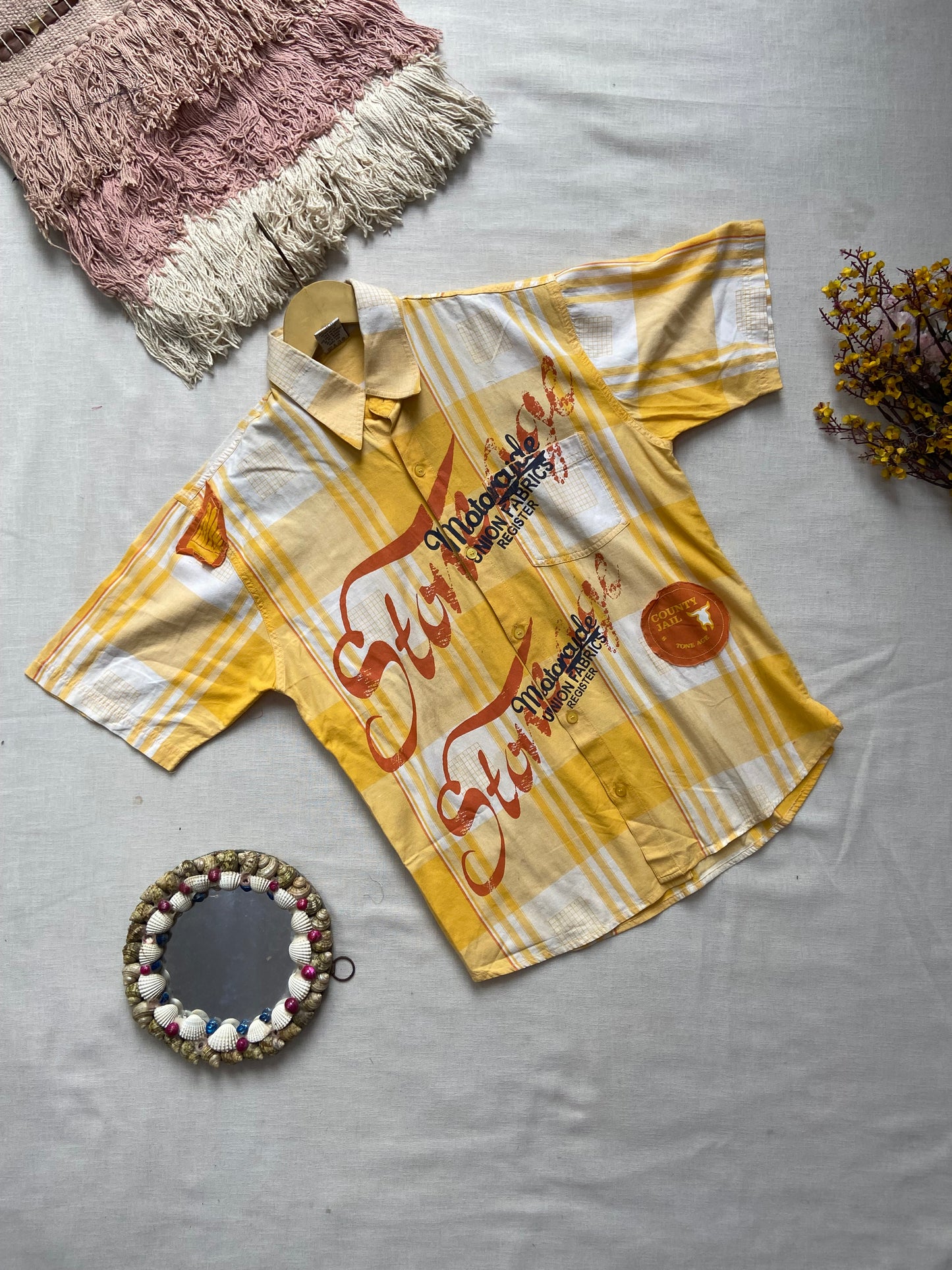 Yellow Casual Short Sleeve Button-Up Shirt