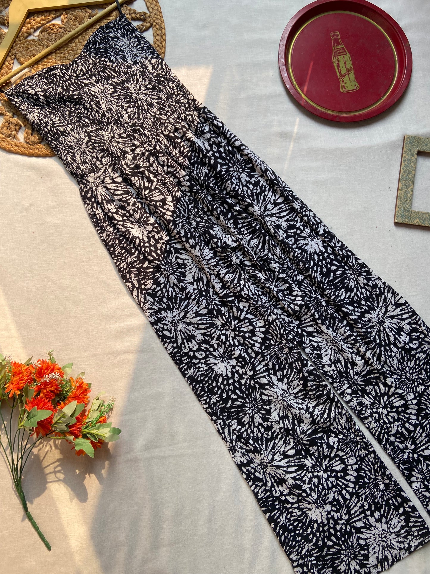 Women’s Black & White Floral Print Strapless Jumpsuit