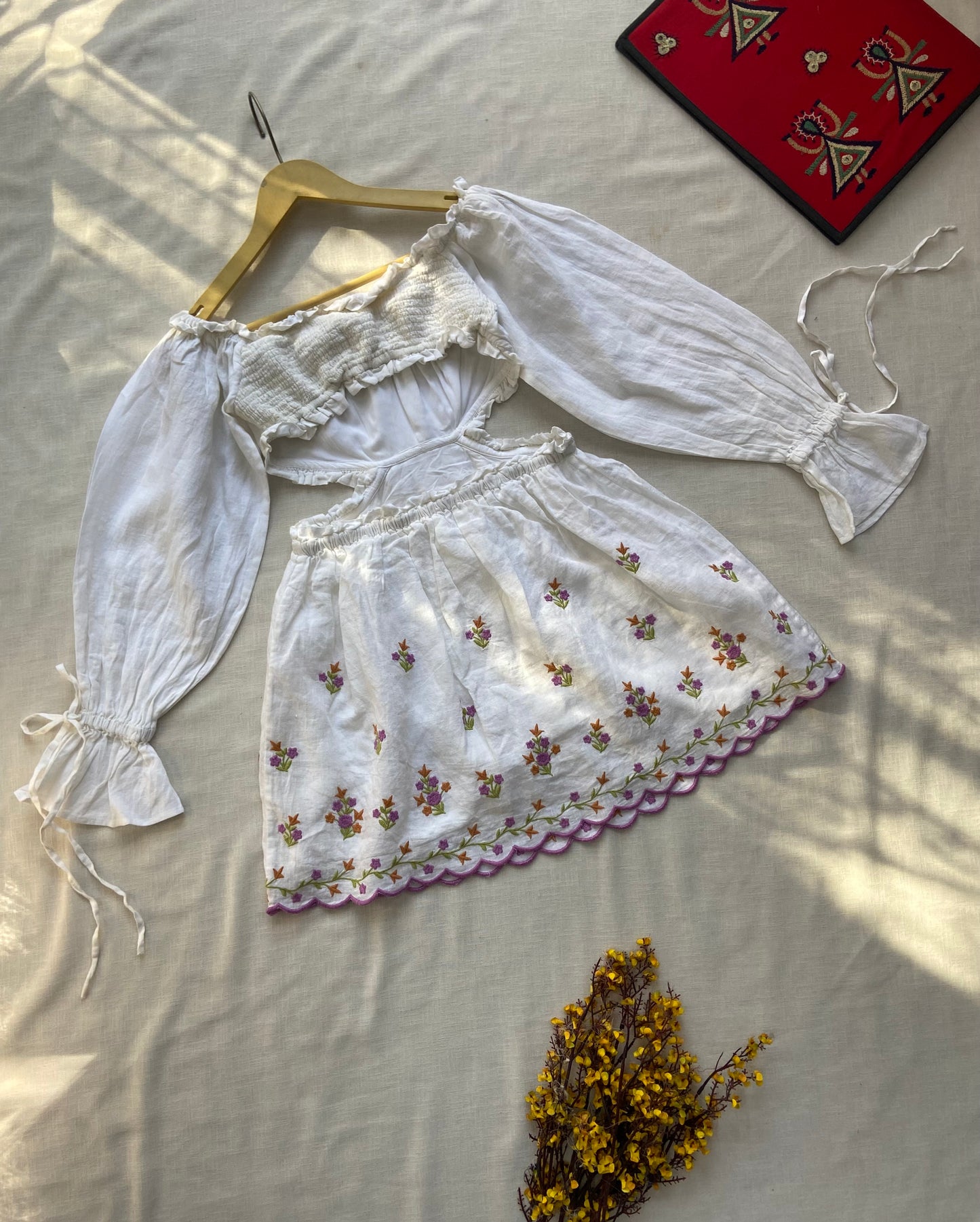 Elegant White Embroidered Peasant Top with Puff Sleeves