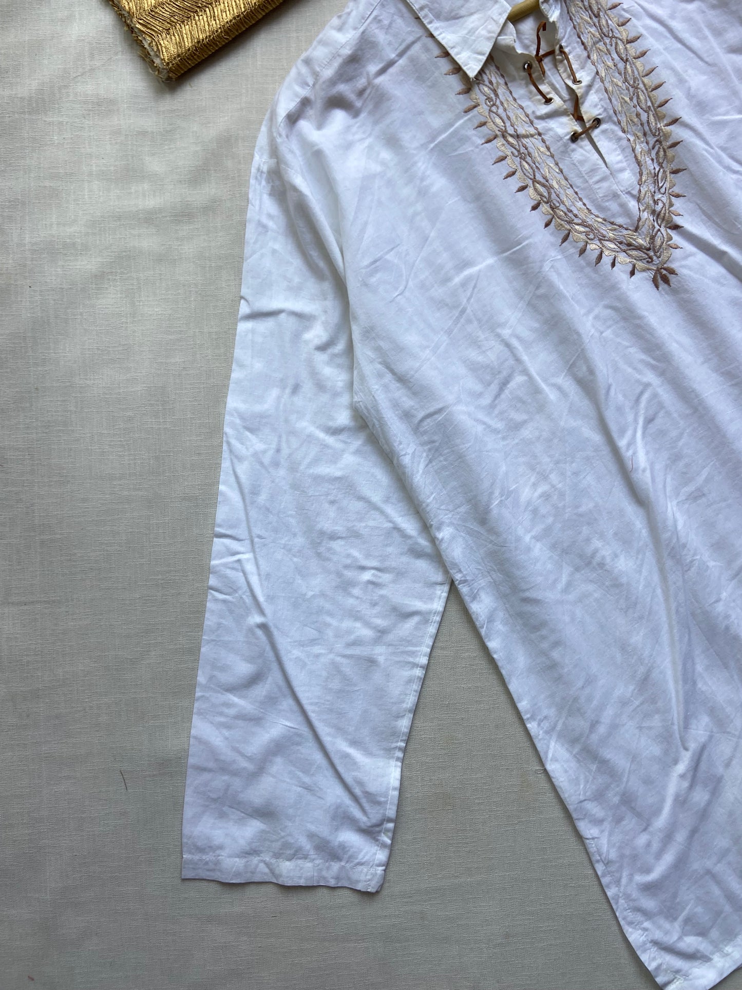 Men's White Embroidered Kurta with Collar