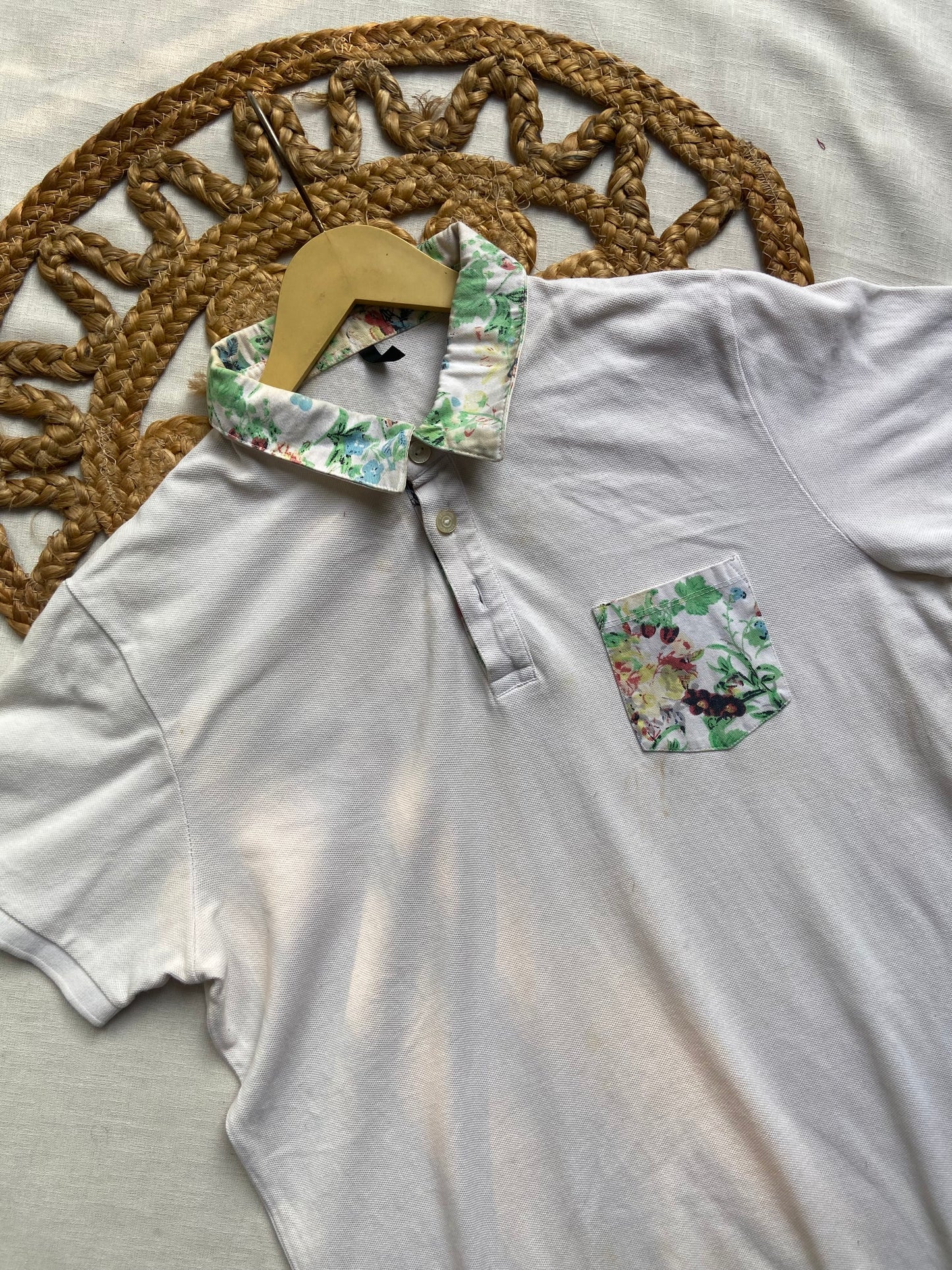 Men's White Polo T-Shirt with Floral Collar & Pocket