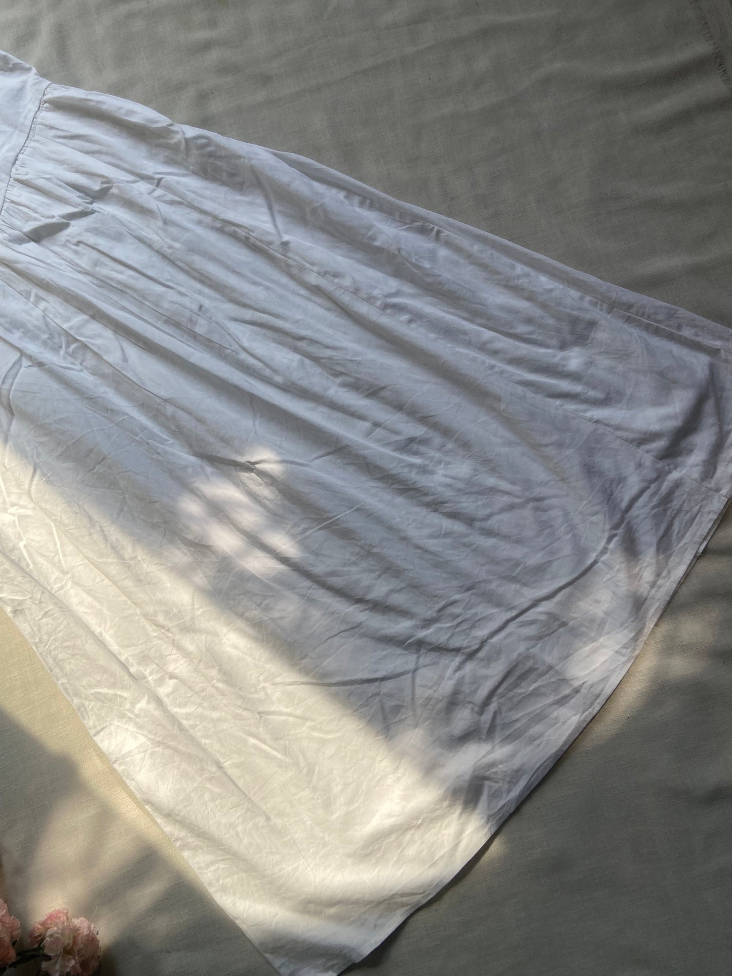 Elegant White Sleeveless Maxi Dress