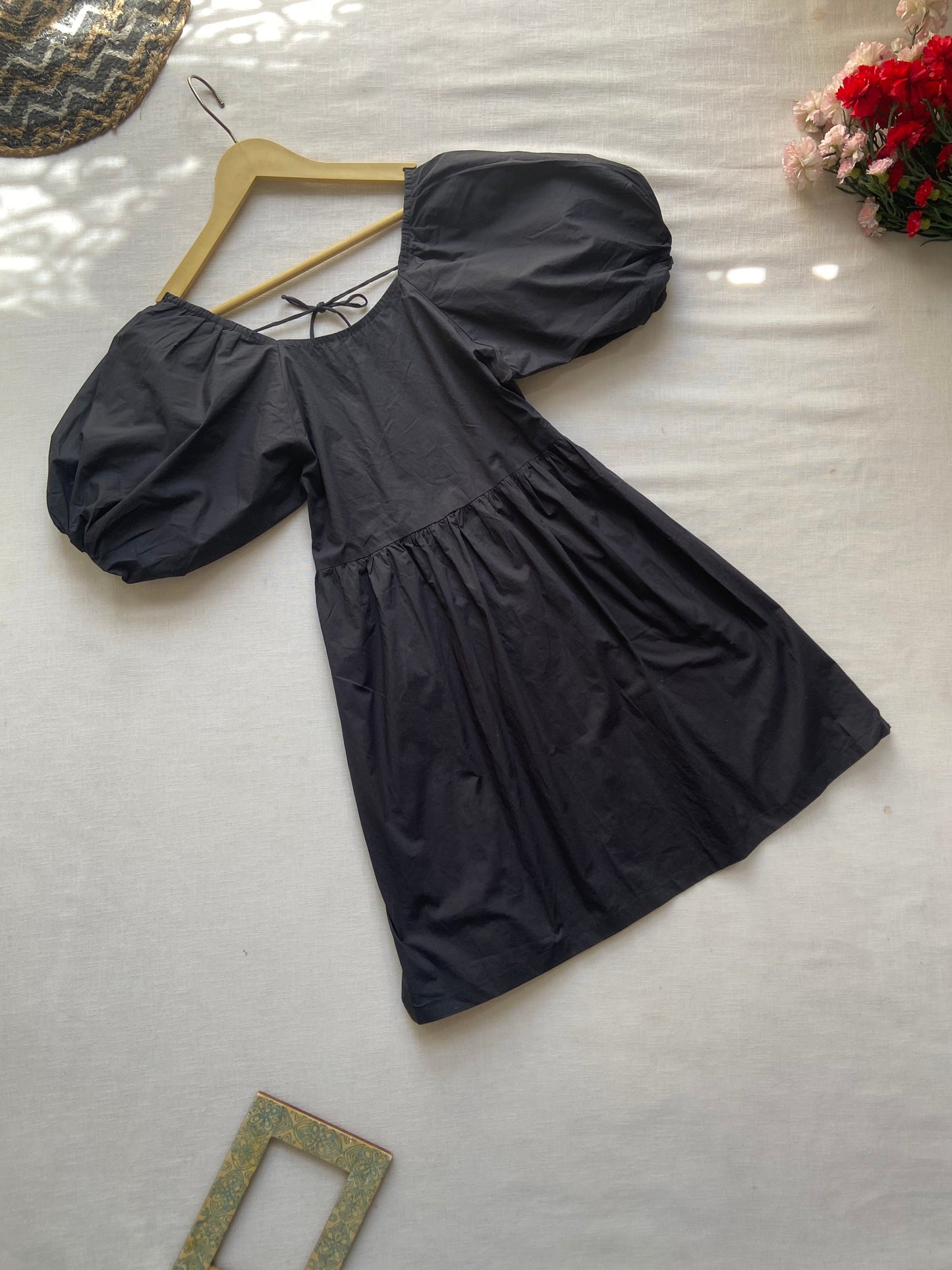 Elegant Black Puff Sleeve Mini Dress