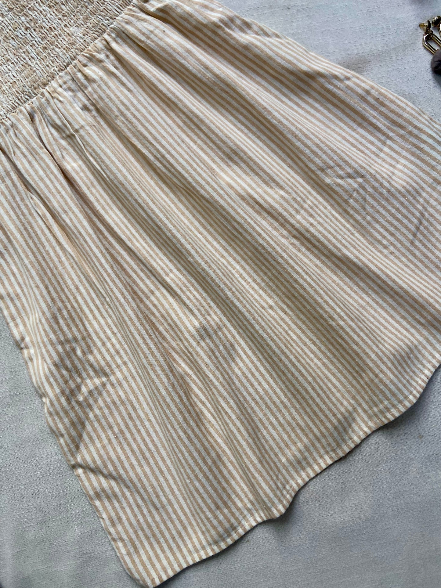 STRIPE PRINT PUFF SLEEEV MINI DRESS