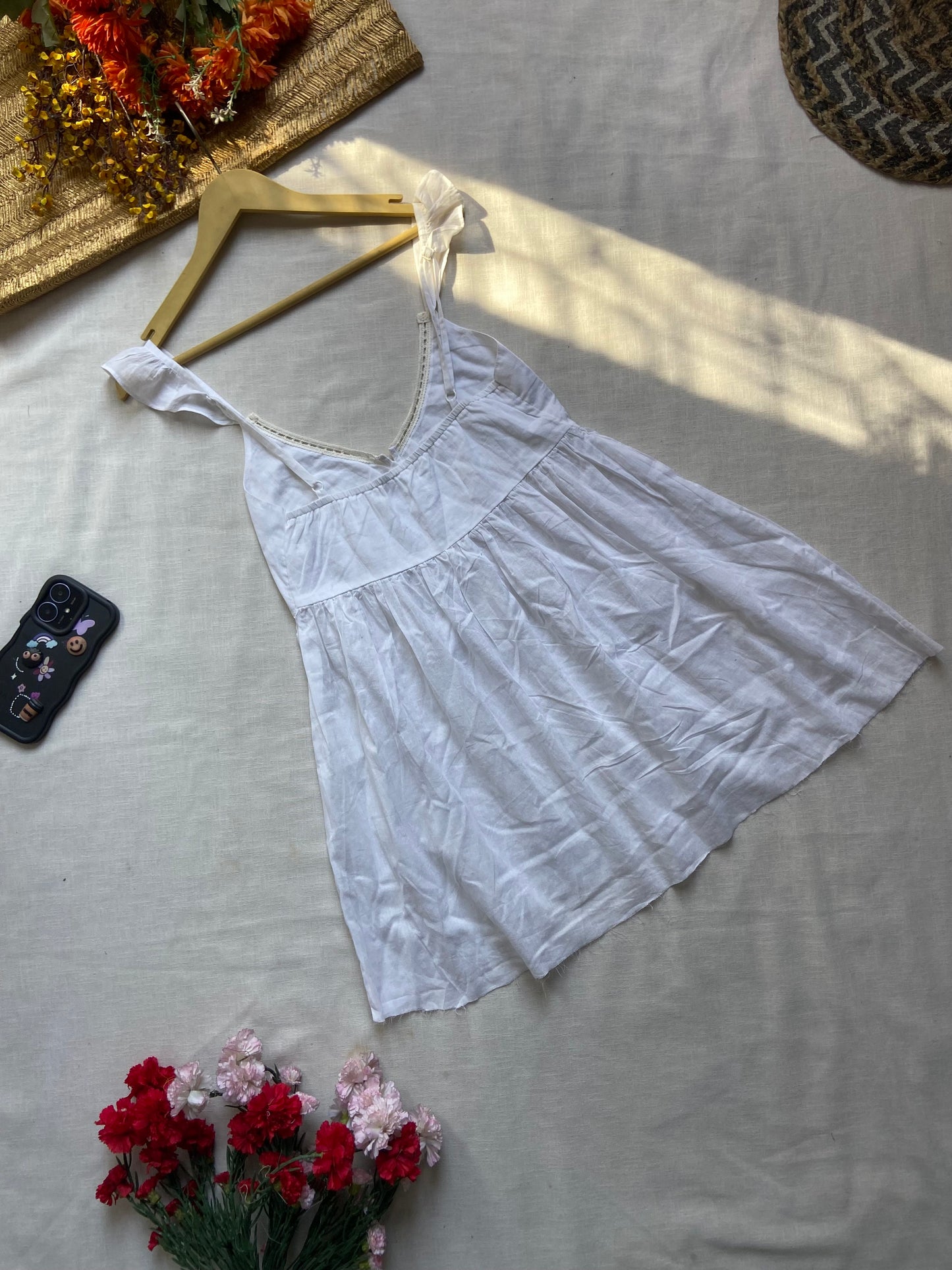 Women's White Sleeveless Cotton Camisole Top