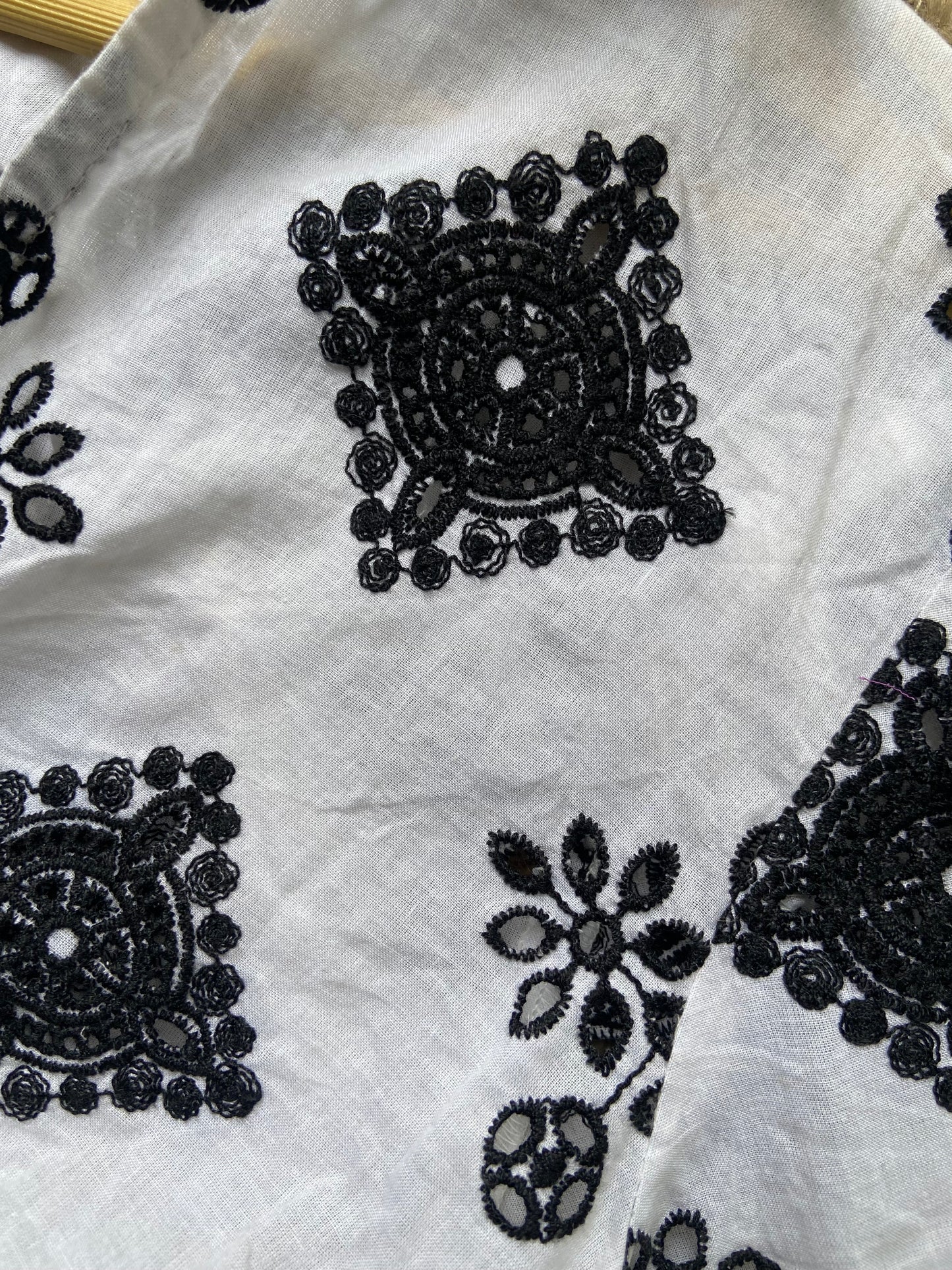 Women's White & Black Printed Long Sleeve Collared Shirt