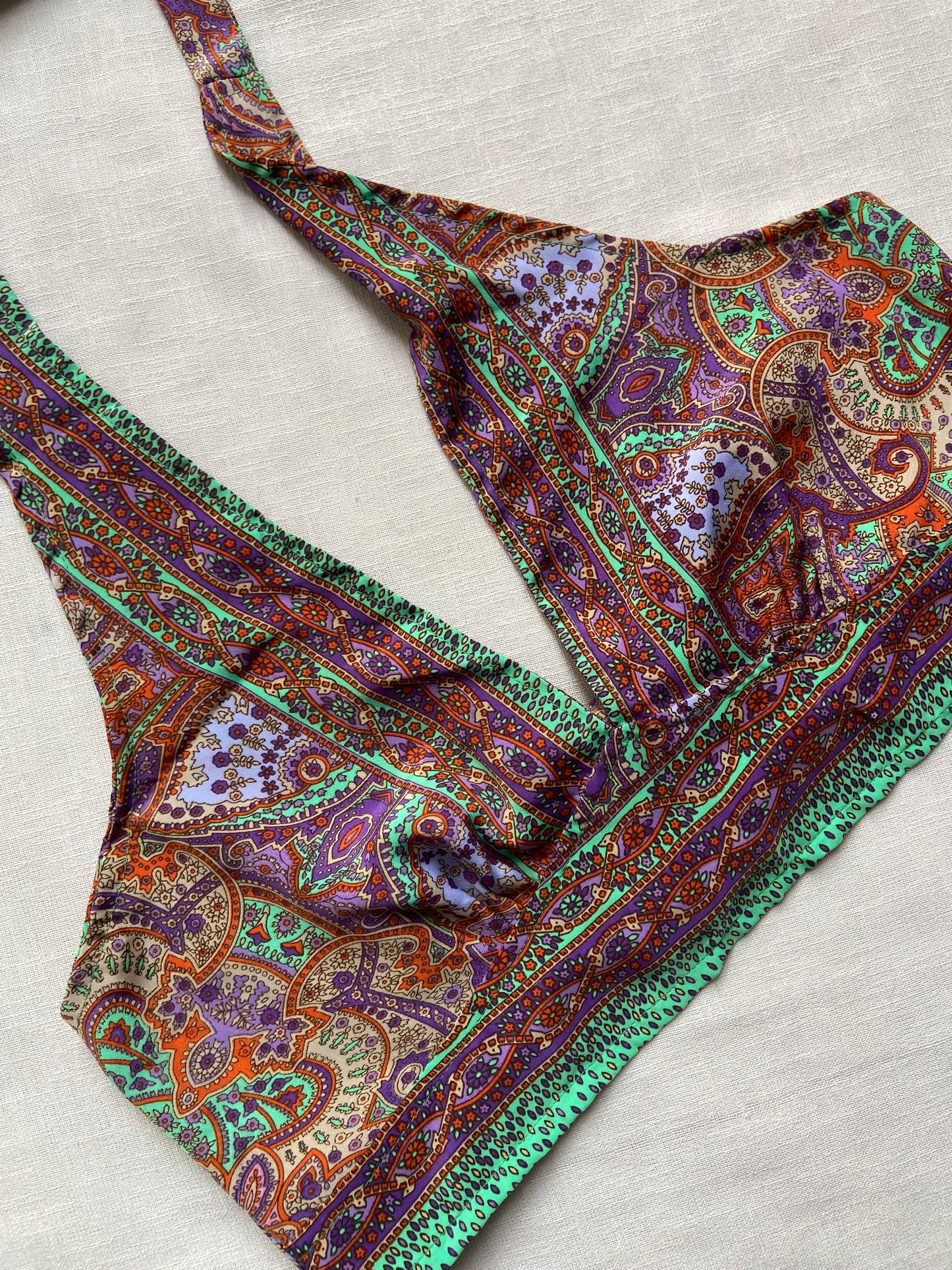 Boho Halter V Neck Crop Top