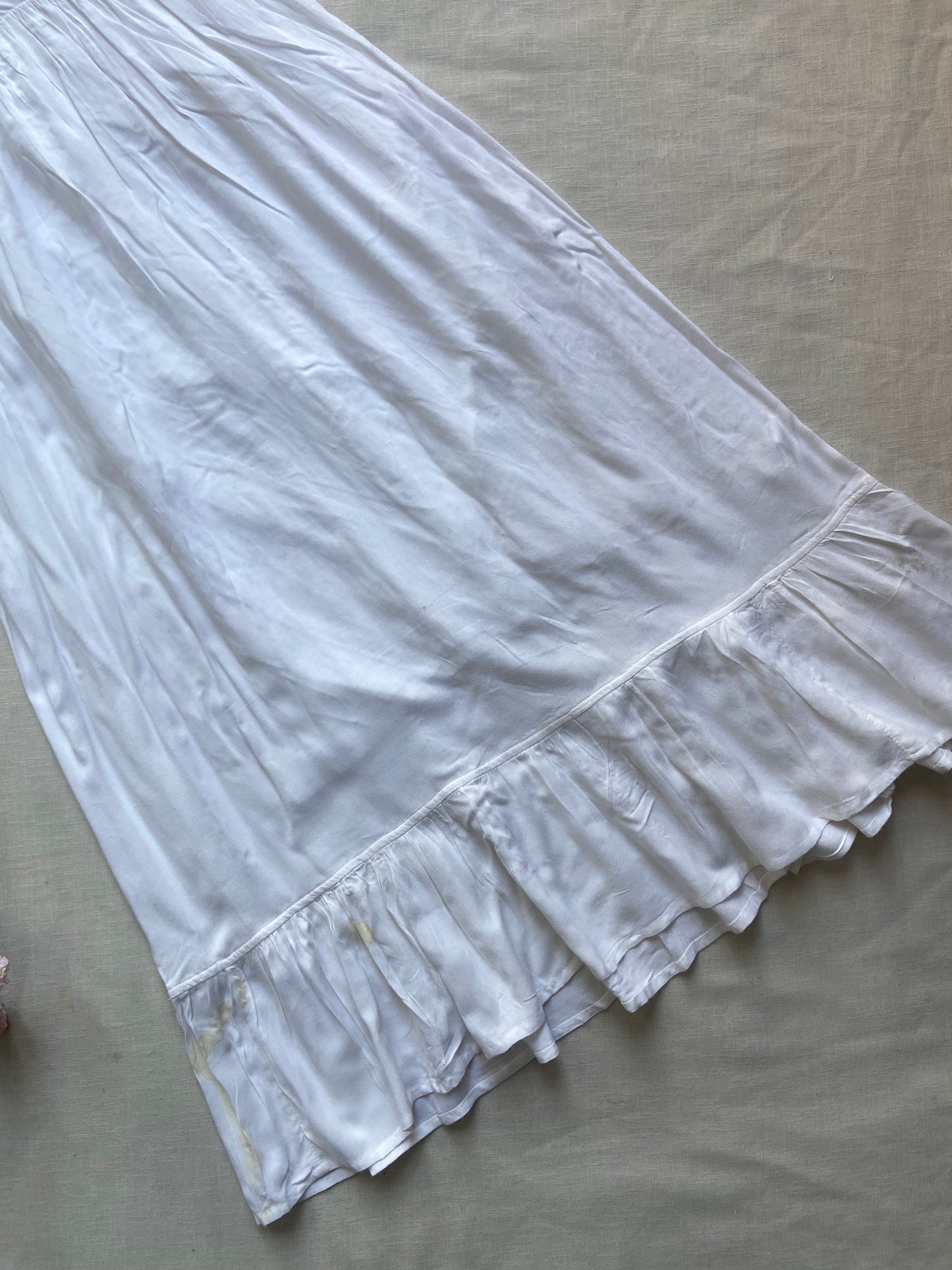 Elegant White Lace Midi Dress