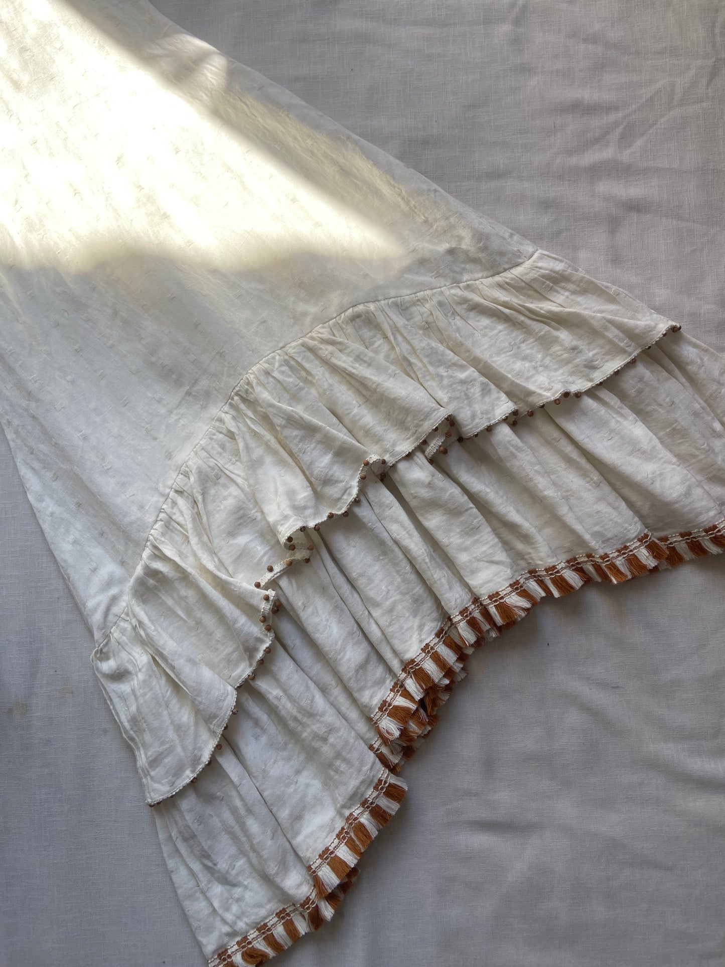 Off-White Ruffled Hem Sleeveless Cotton Dress