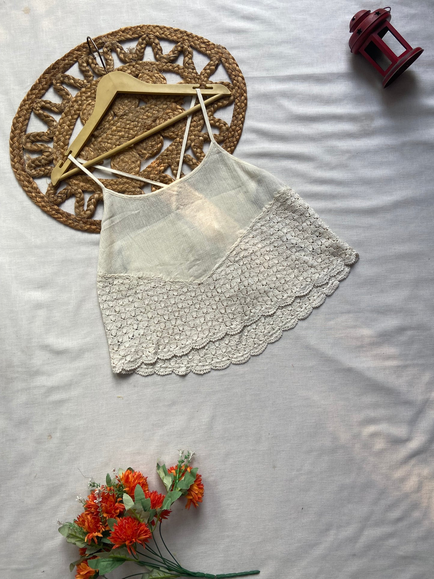 White Lace Trim Spaghetti Strap Crop Top for Women