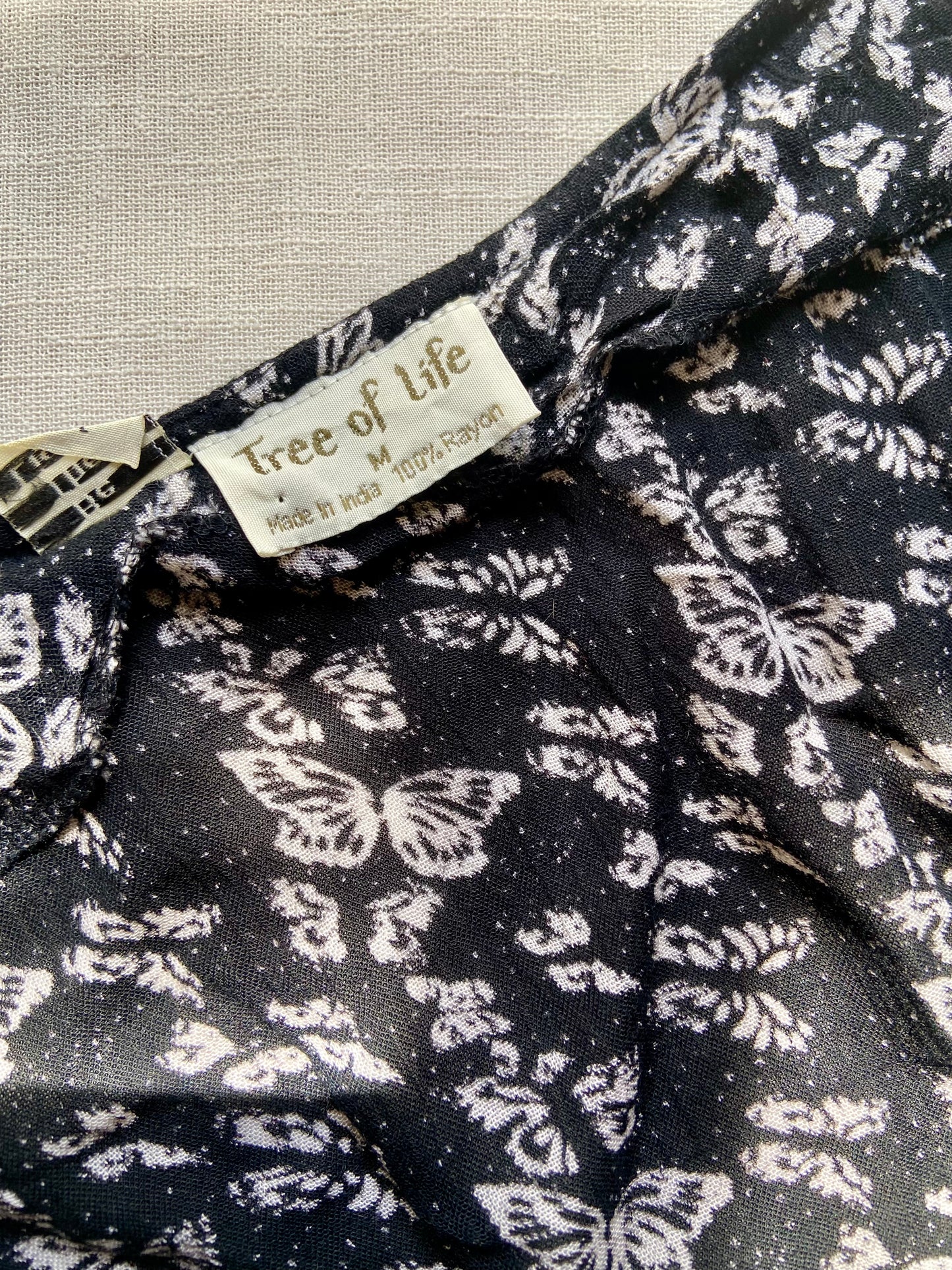 Floral Print Black Maxi Dress with Flared Sleeves