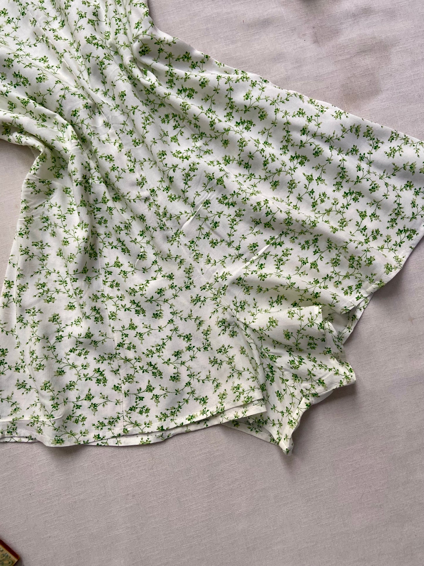 FLORAL STRAP PATTERN ROMPER