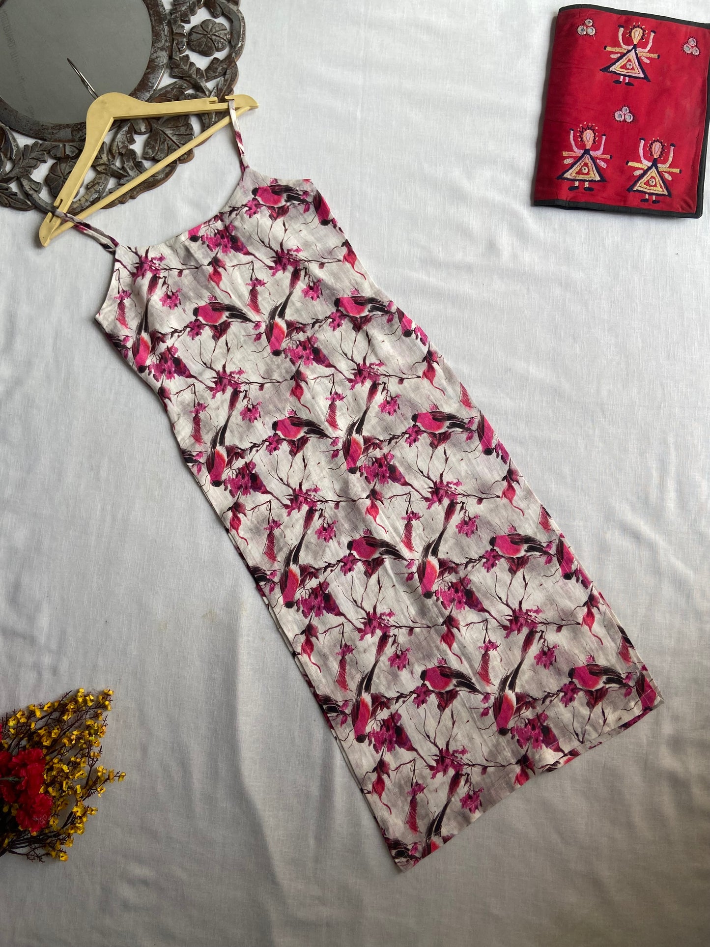 Strap Pattern Floral Kurta