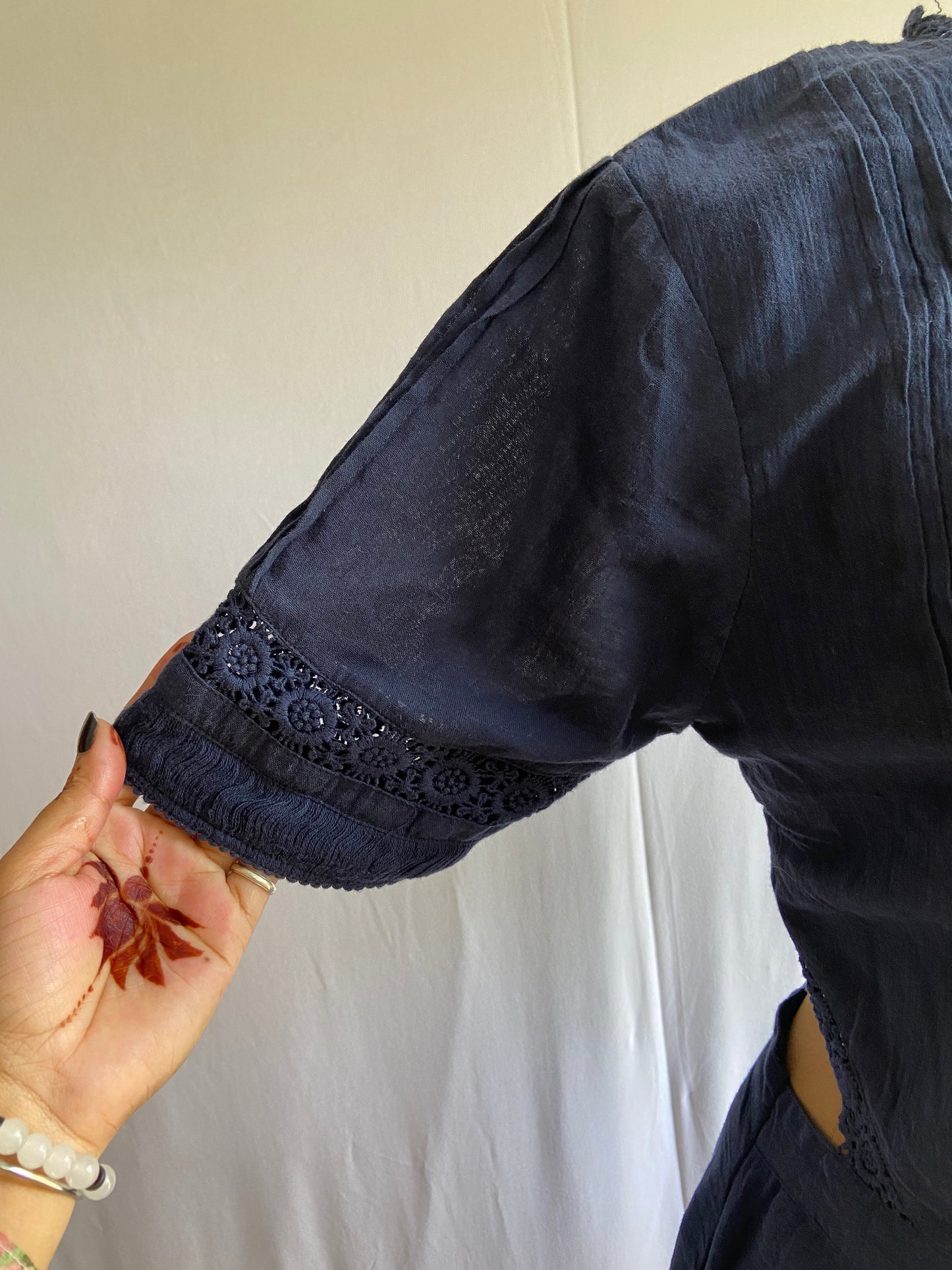 Elegant Navy Blue Lace-Trimmed Short Dress