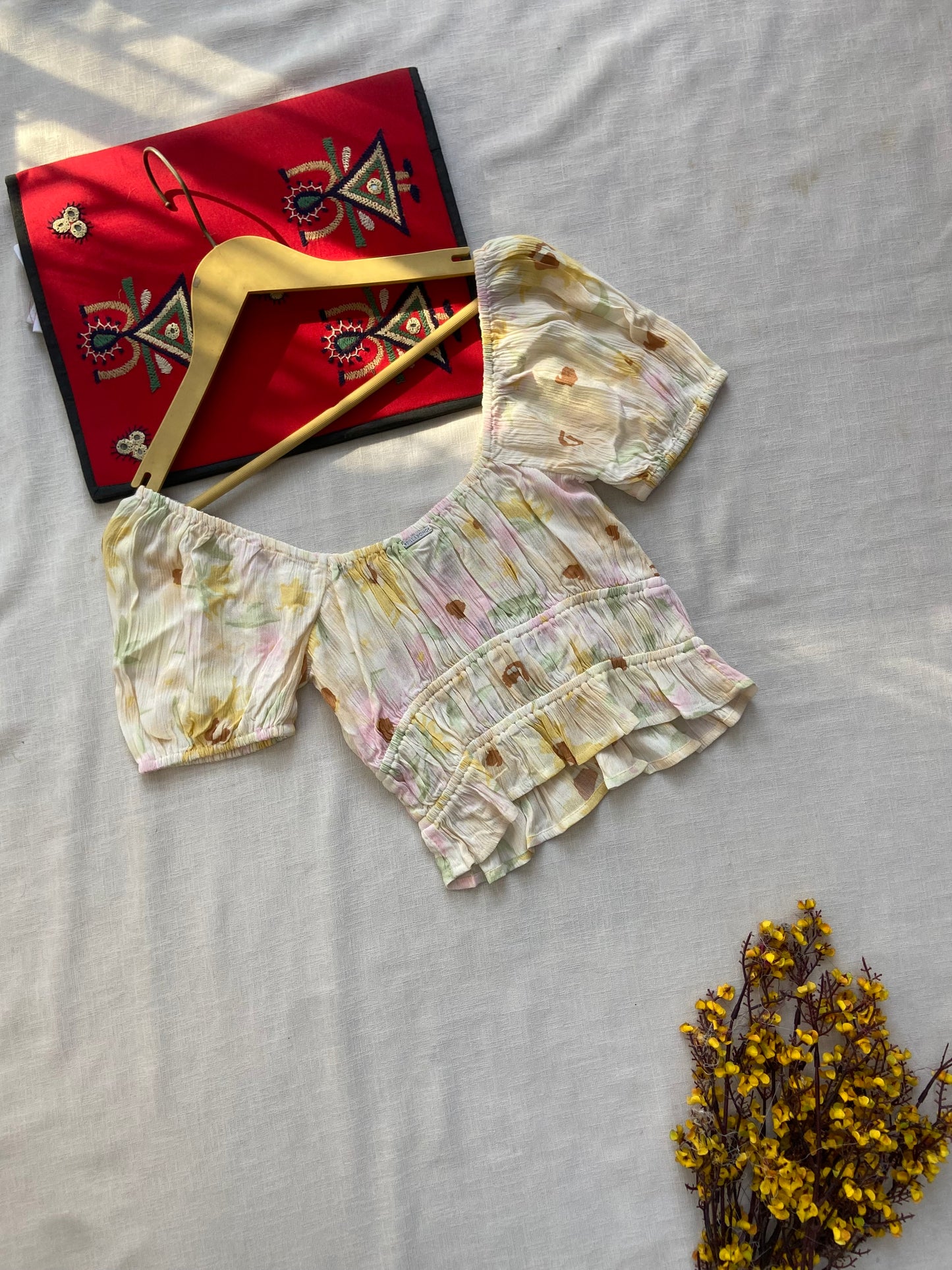 Floral Puff Sleeve Crop Top