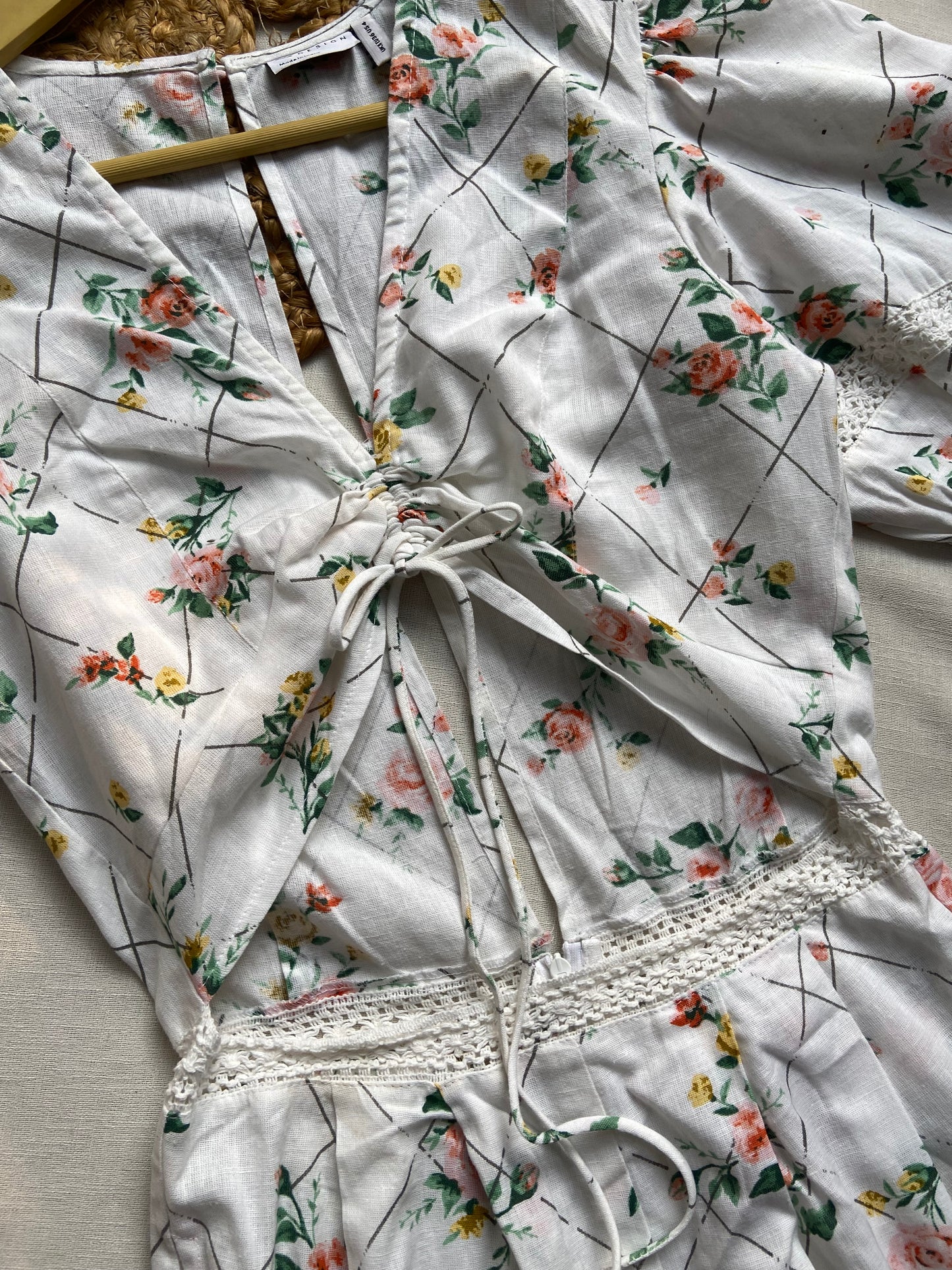 Women’s White Floral Printed Jumpsuit with Puff Sleeves