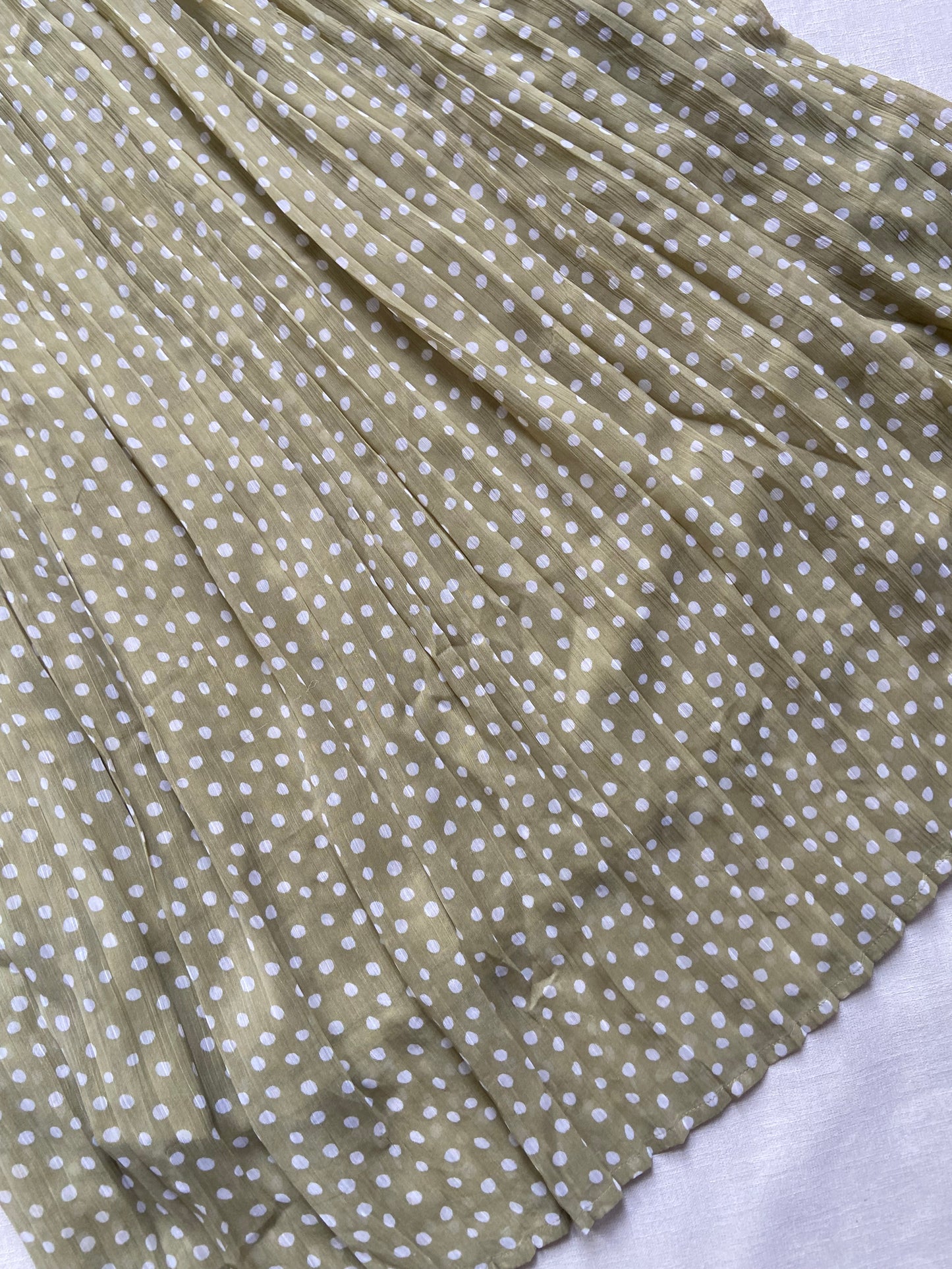 Green Pleated Long Skirt