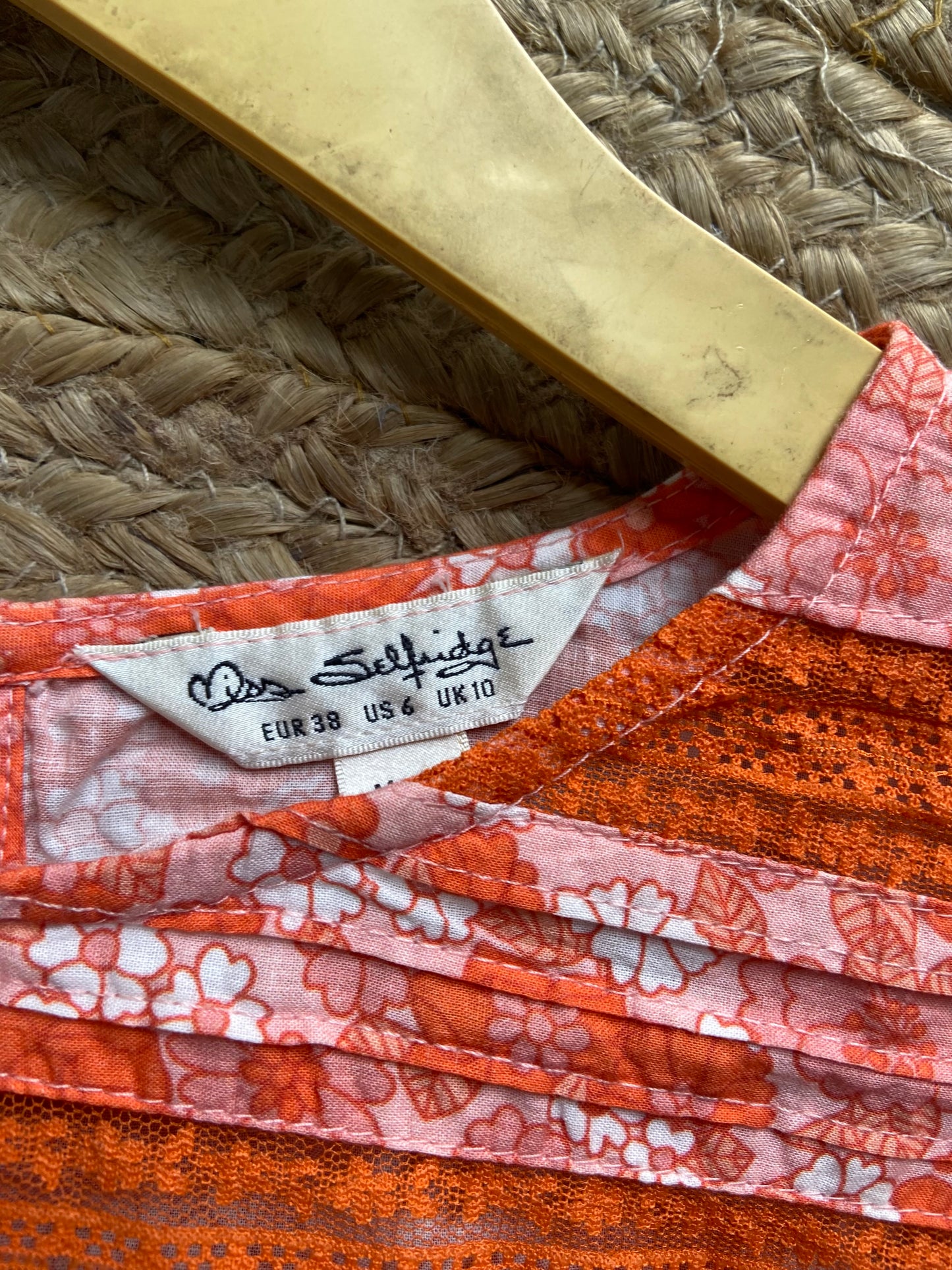 Women's Boho Floral Print Top with Puff Sleeves and Frill Detail – Casual Ethnic Style