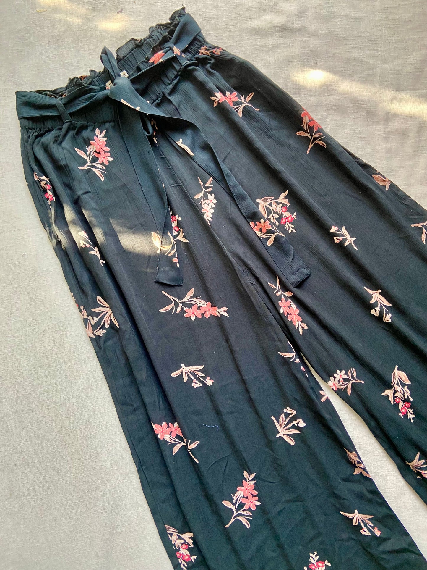 Floral Printed Black Wide-Leg Palazzo Pants