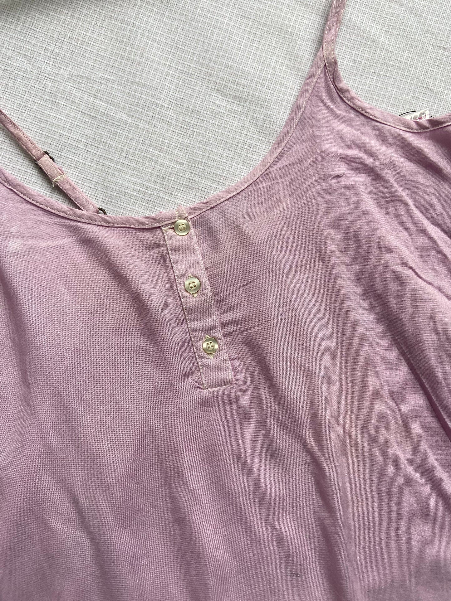 Elegant Lavender Lace Trim Sleeveless Camisole Top