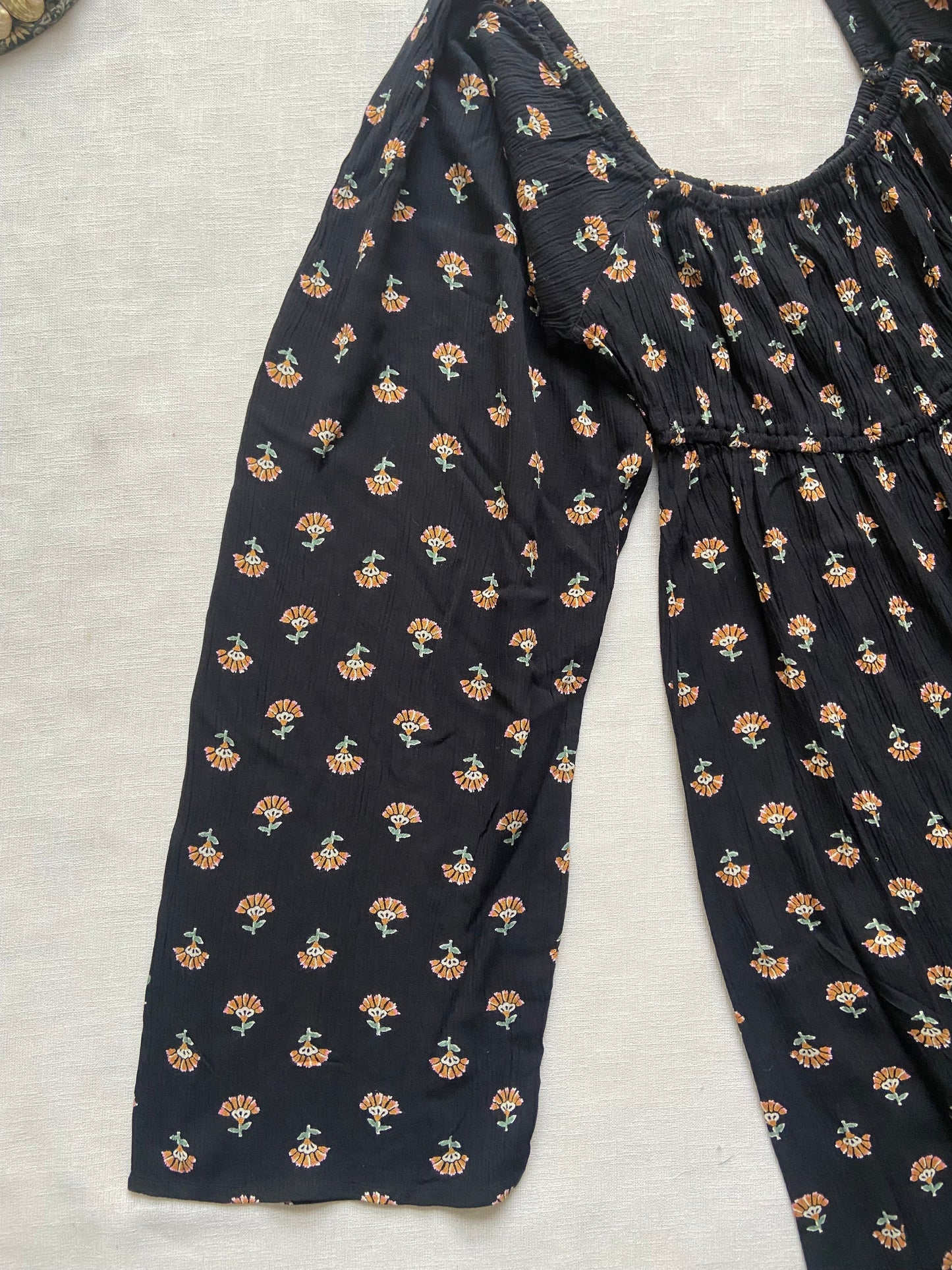 Black Floral Full Sleeve Mini Dress