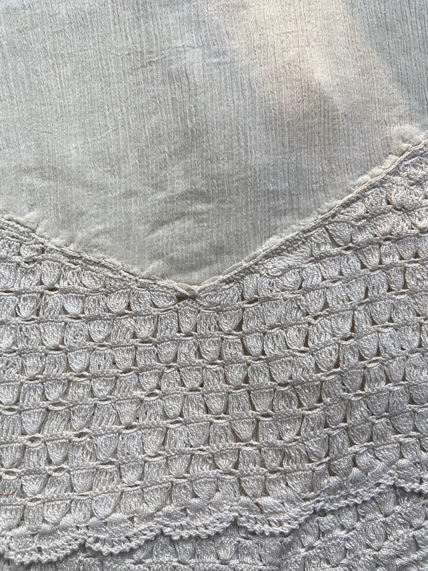 White Lace Trim Spaghetti Strap Crop Top for Women