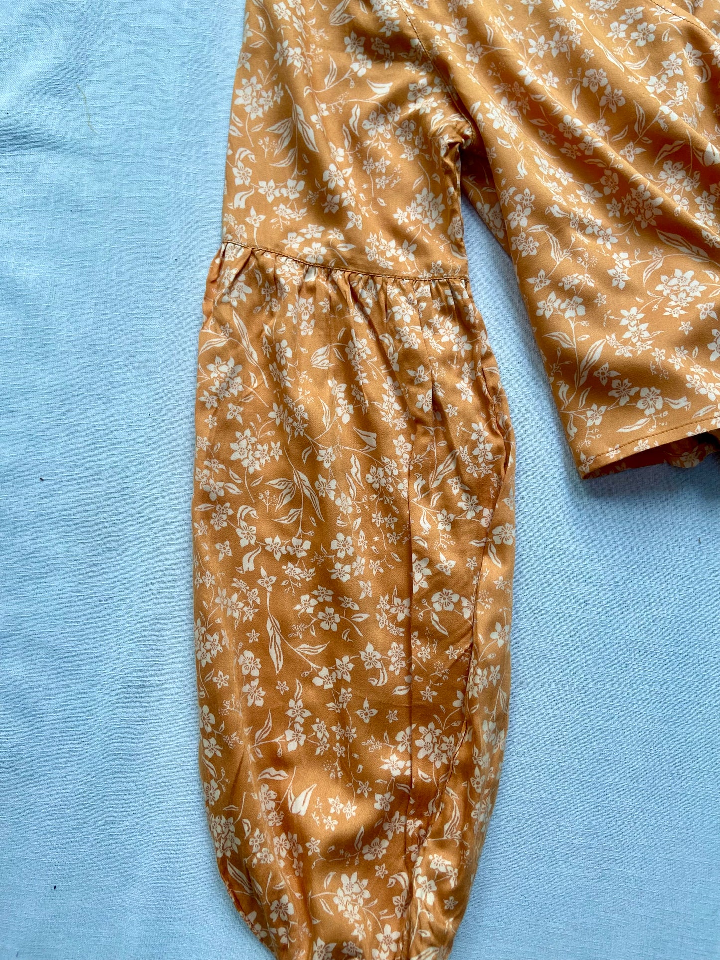 MUSTARD FLORAL WRAP TOP