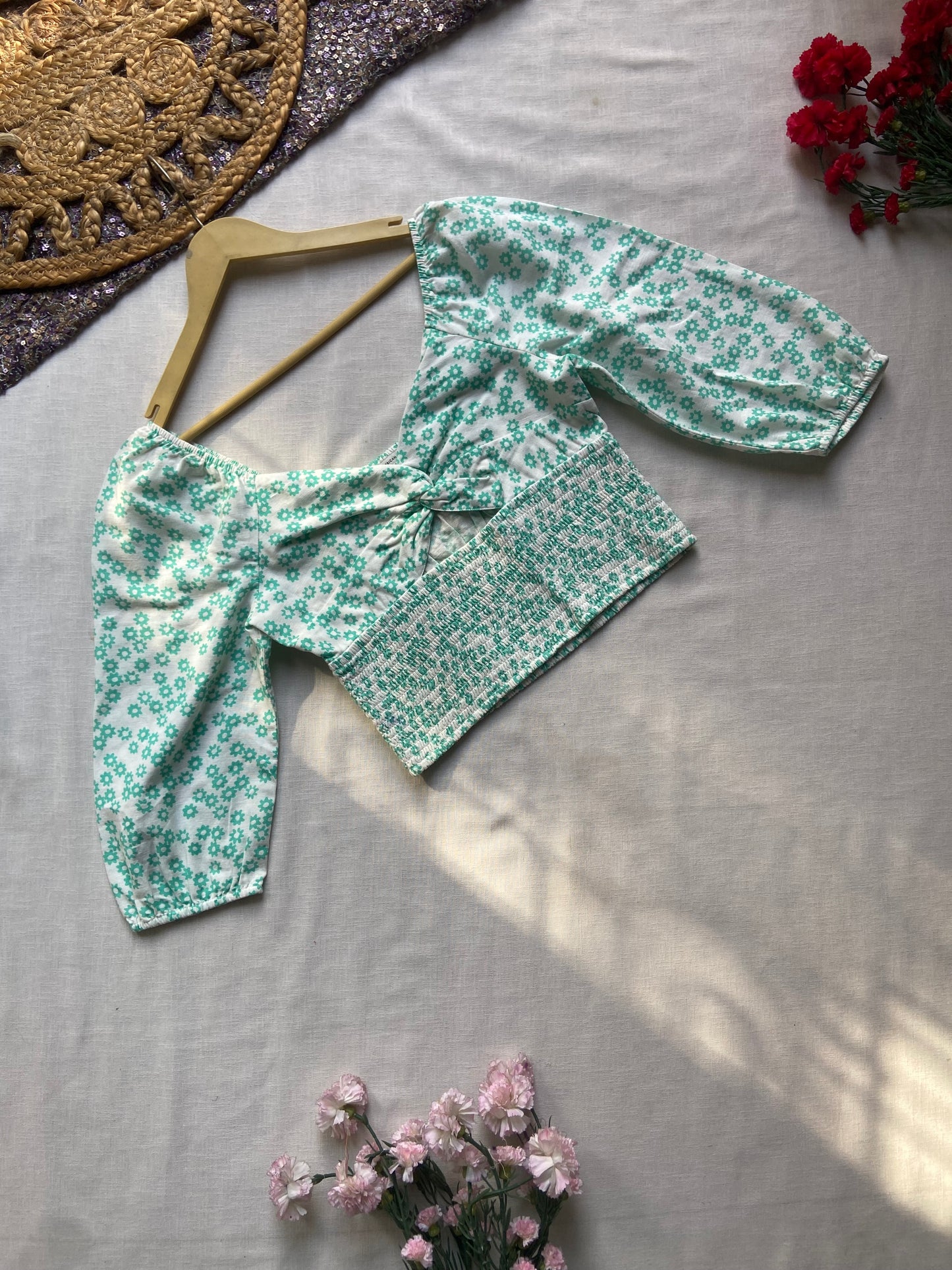Smocked Floral Crop Top with Puff Sleeves – Mint & White