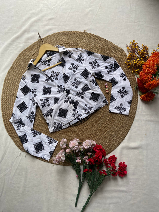Women's White & Black Printed Long Sleeve Collared Shirt