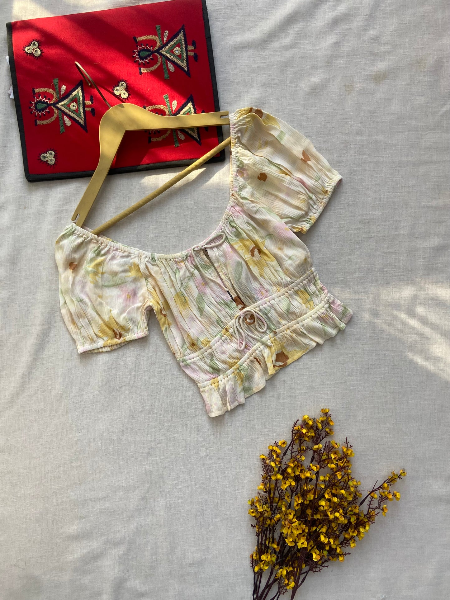 Floral Puff Sleeve Crop Top