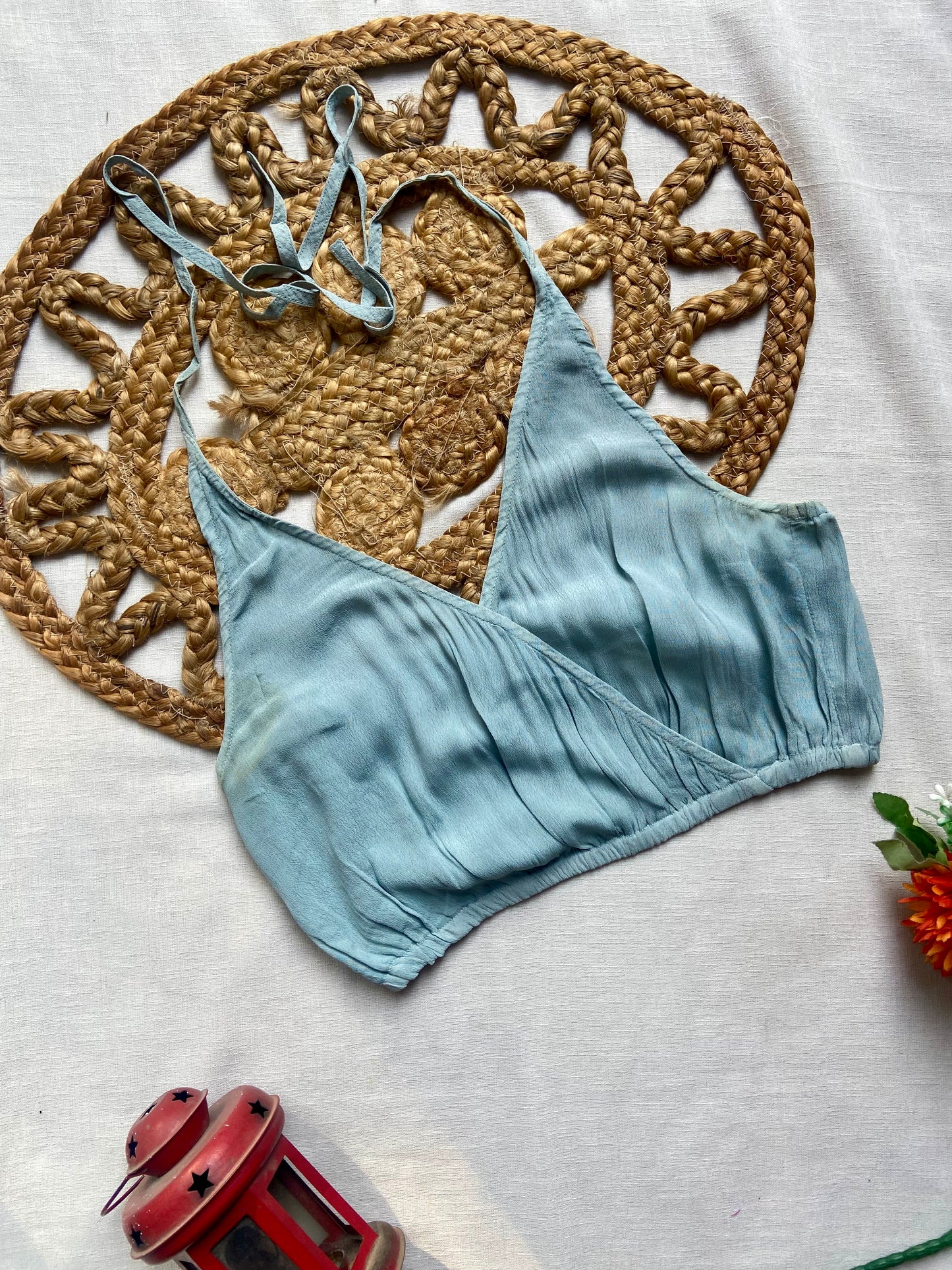 Women's Light Blue V-Neck Sleeveless Crop Top