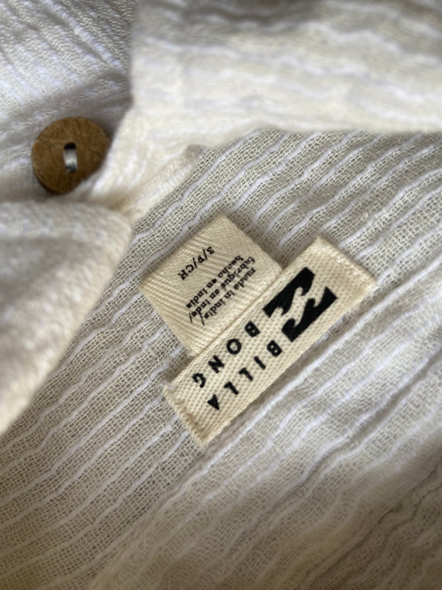 Elegant White Textured Cotton Shirt with Wooden Buttons