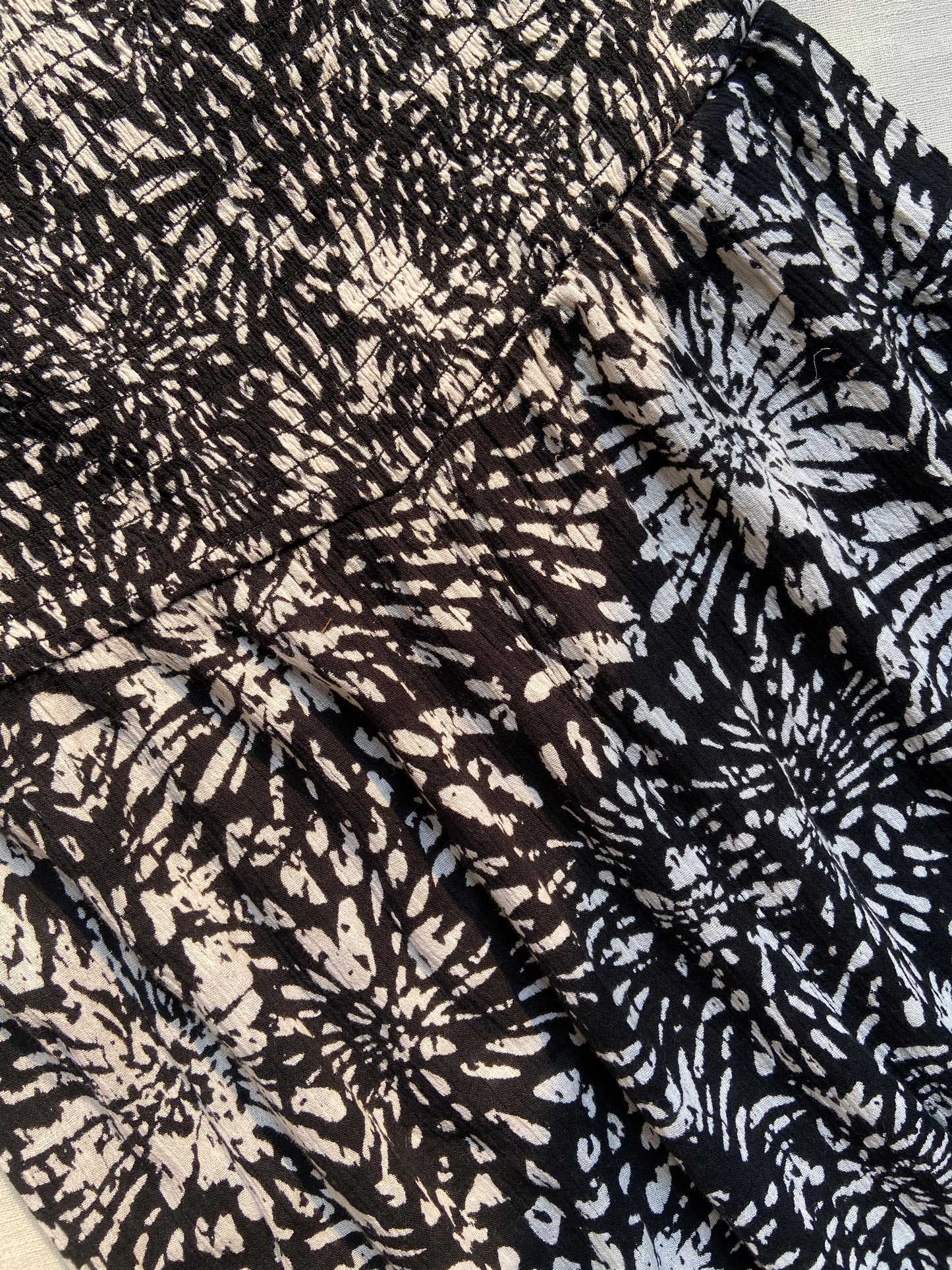 Women’s Black & White Floral Print Strapless Jumpsuit