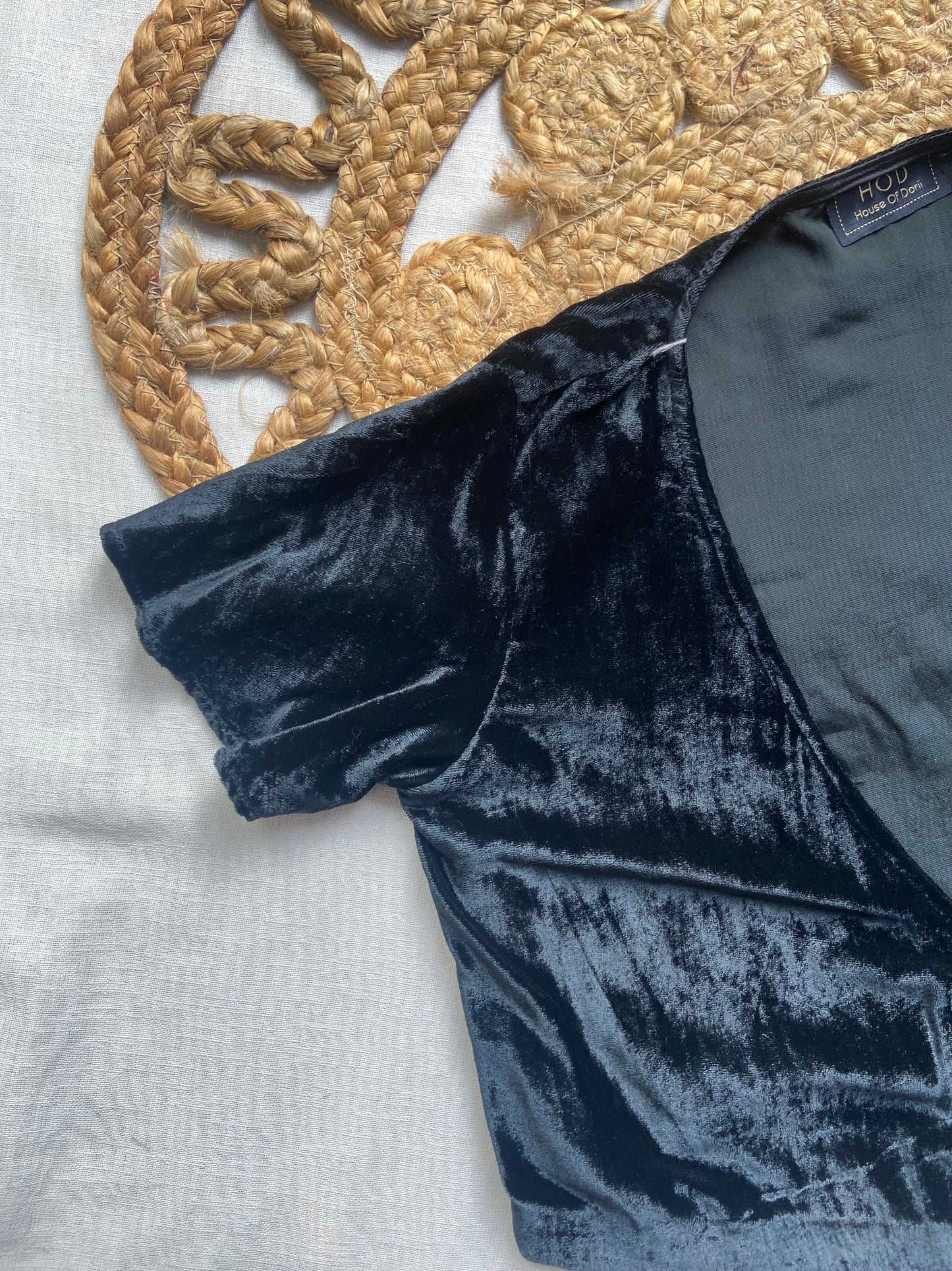 Women’s Black Velvet Off Shoulder Tie Front Crop Top