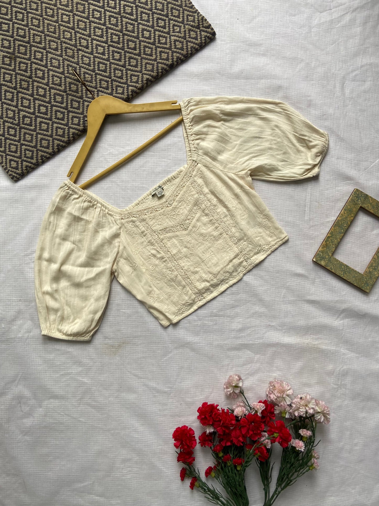 Women's Cream Embroidered Puff Sleeve Crop Top